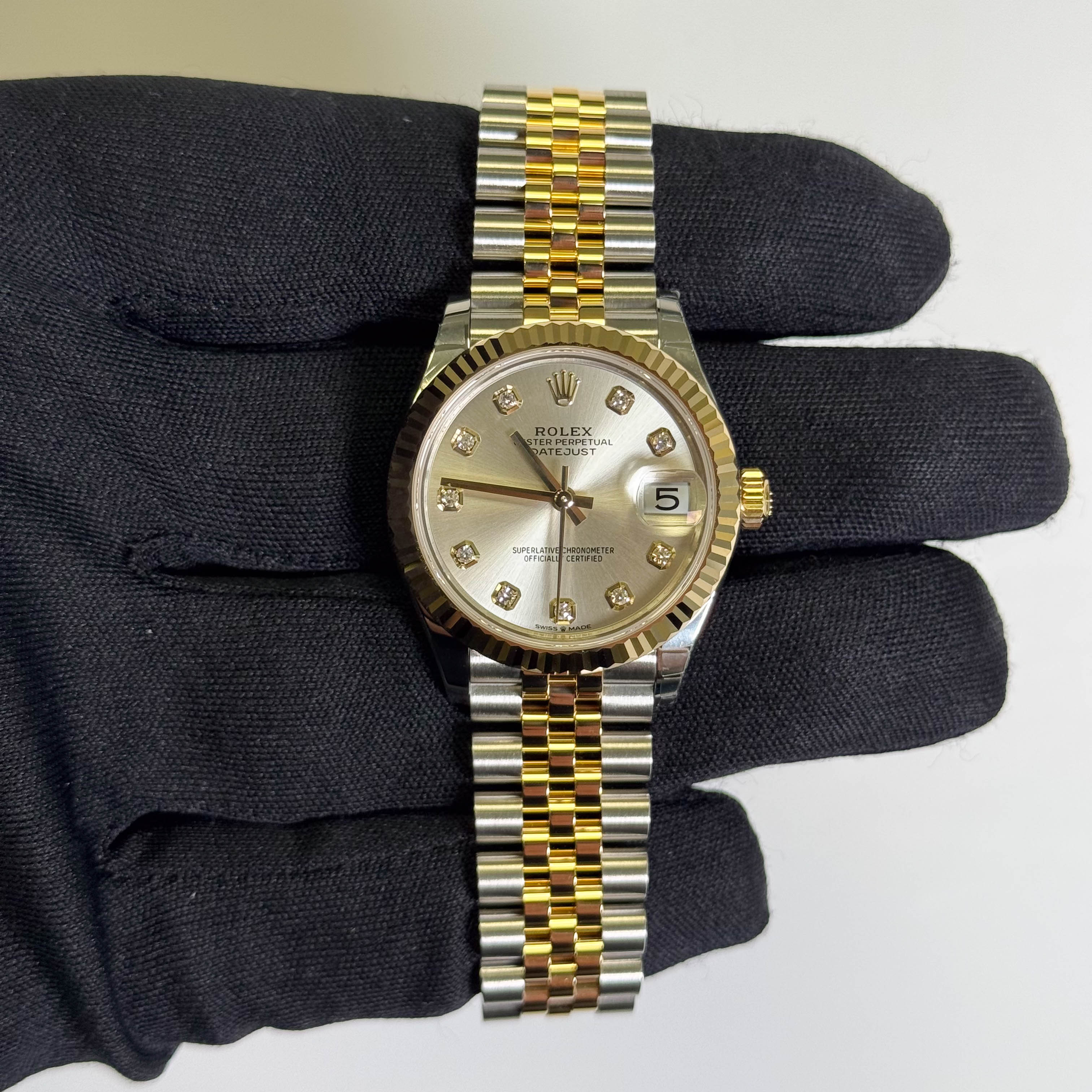 Rolex Datejust 31mm Silver Dial Watch Ref# 278273