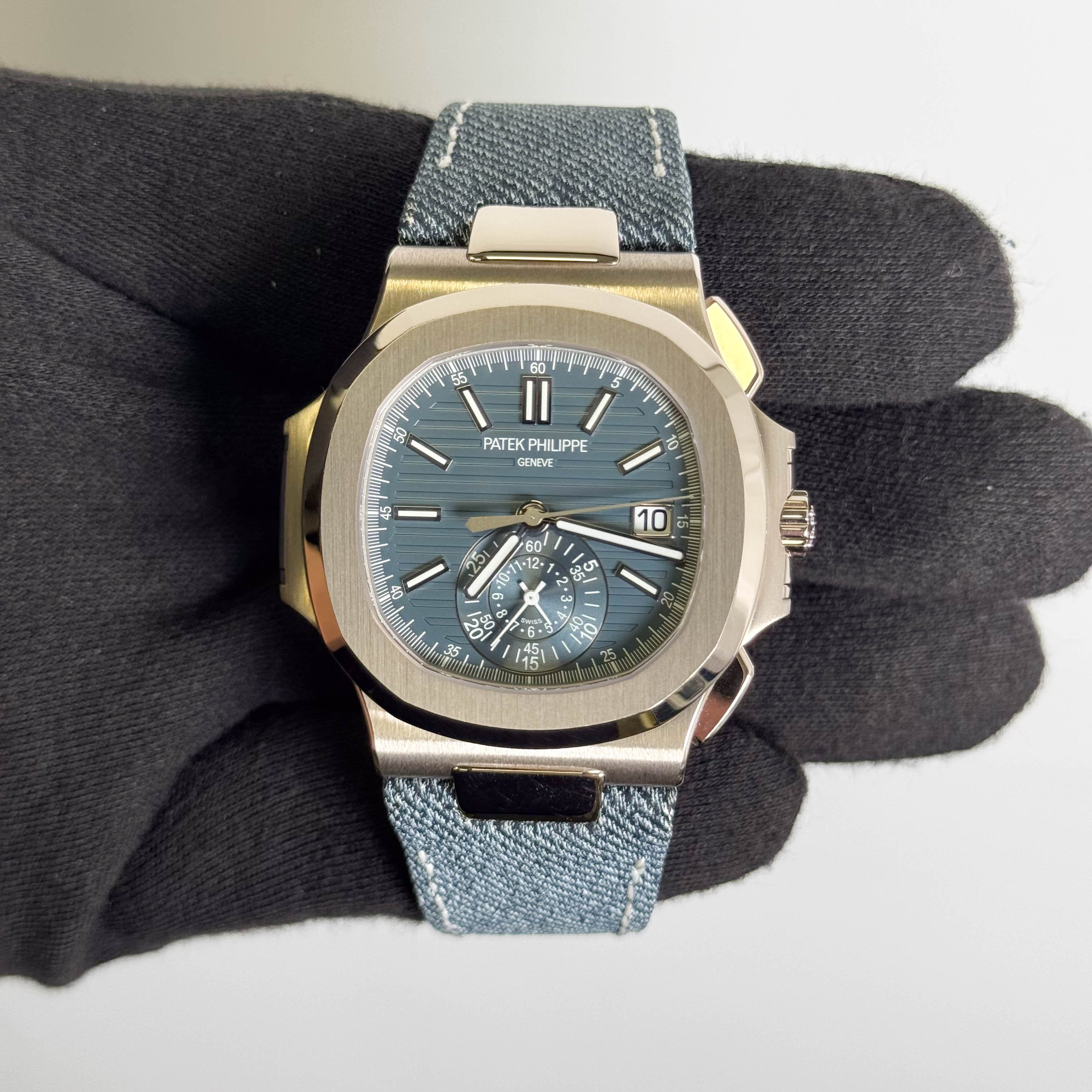 Patek Philippe Nautilus 40.5mm Blue Stick Dial Watch Ref# 5980/60G-001