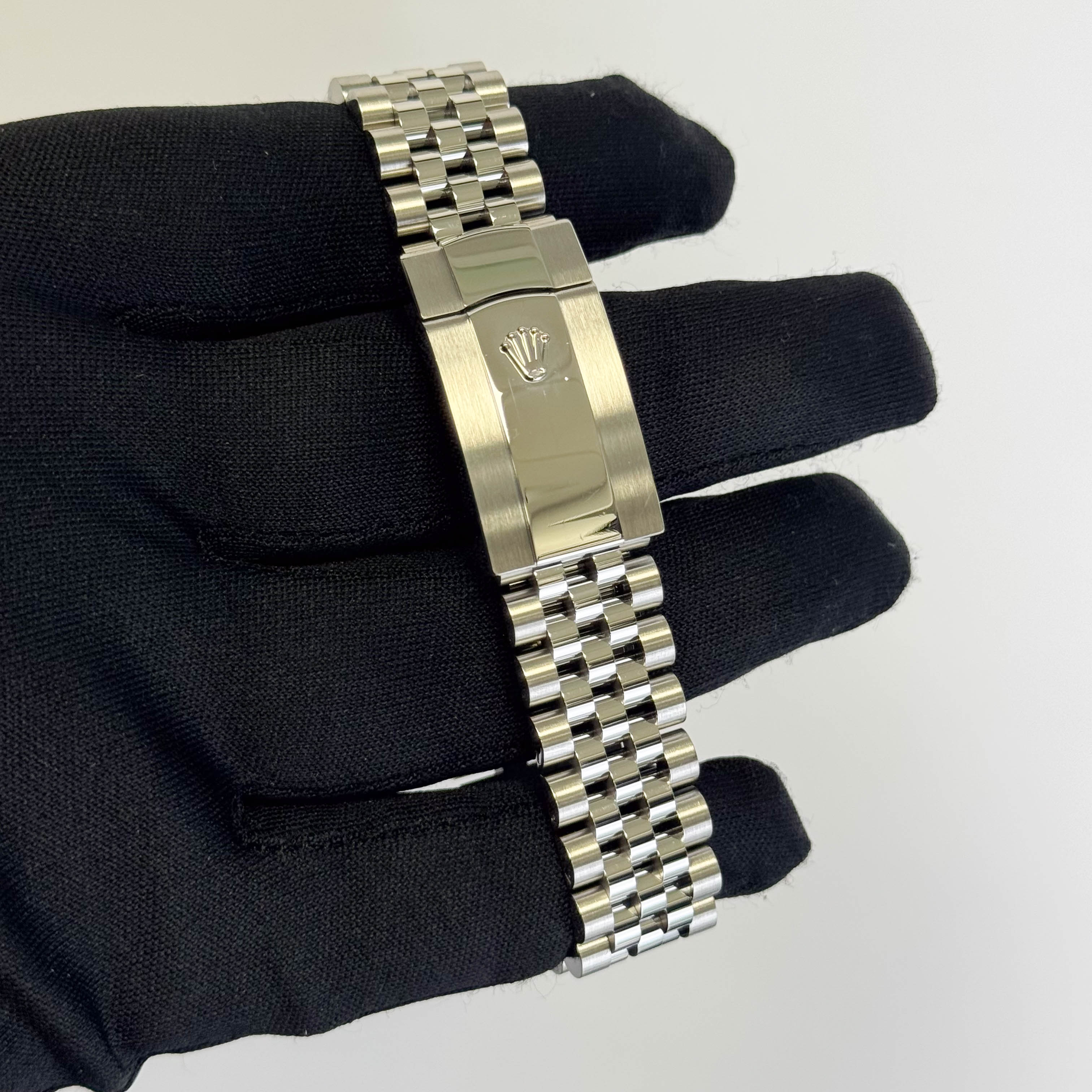 Rolex Datejust 36mm Silver Dial Watch Ref# 126234