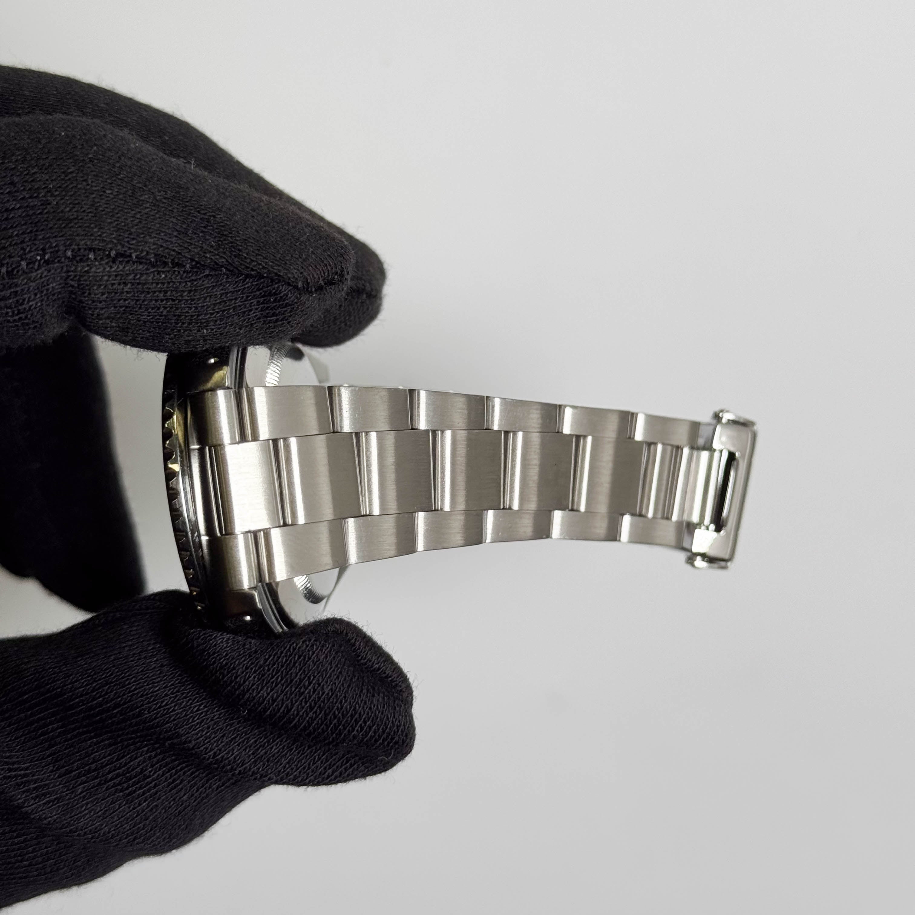 Rolex Submariner 40mm Black Dial Watch Ref# 16800
