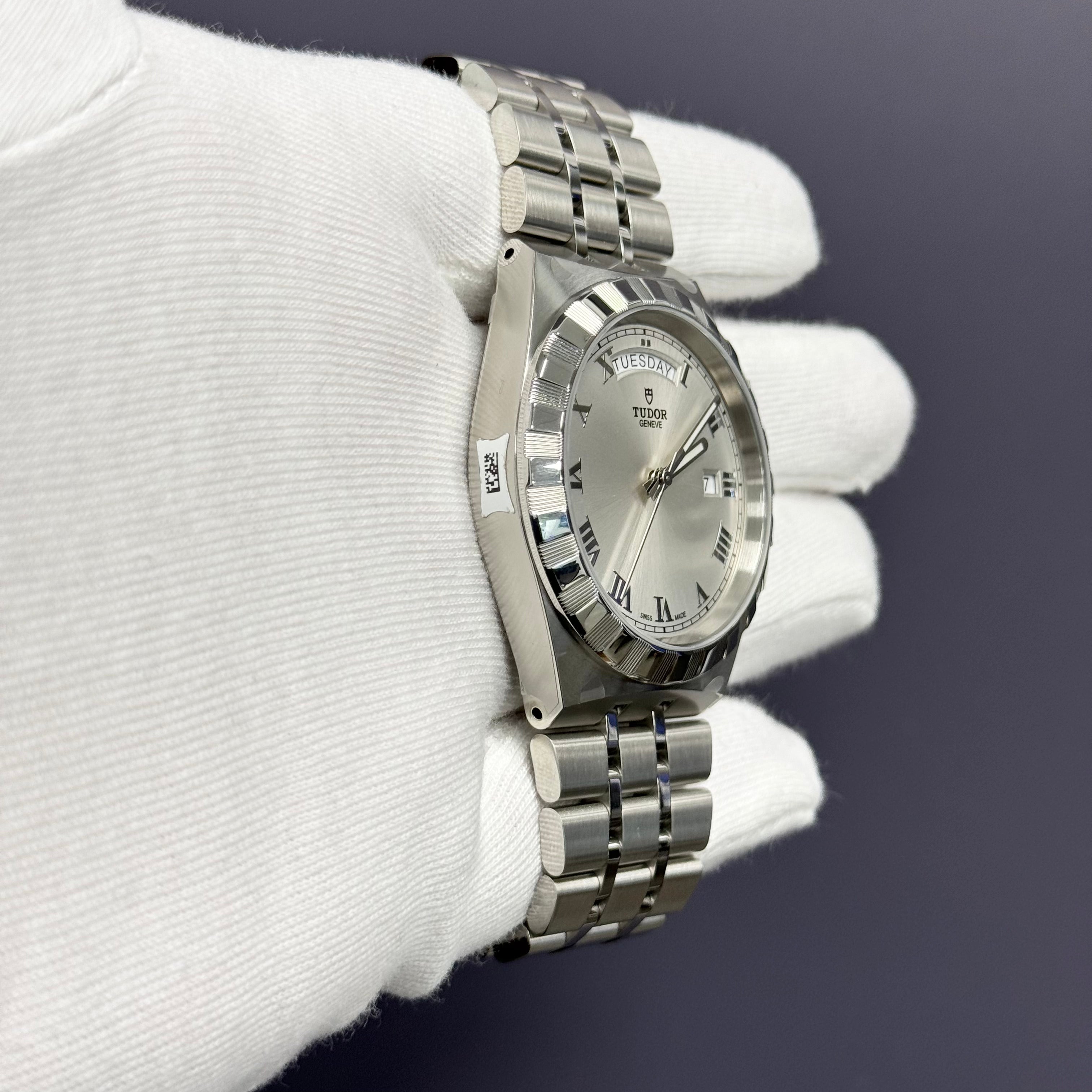 Tudor Royal 41mm Stainless Steel Silver Dial Watch Ref# 28600 - Happy Jewelers Fine Jewelry Lifetime Warranty