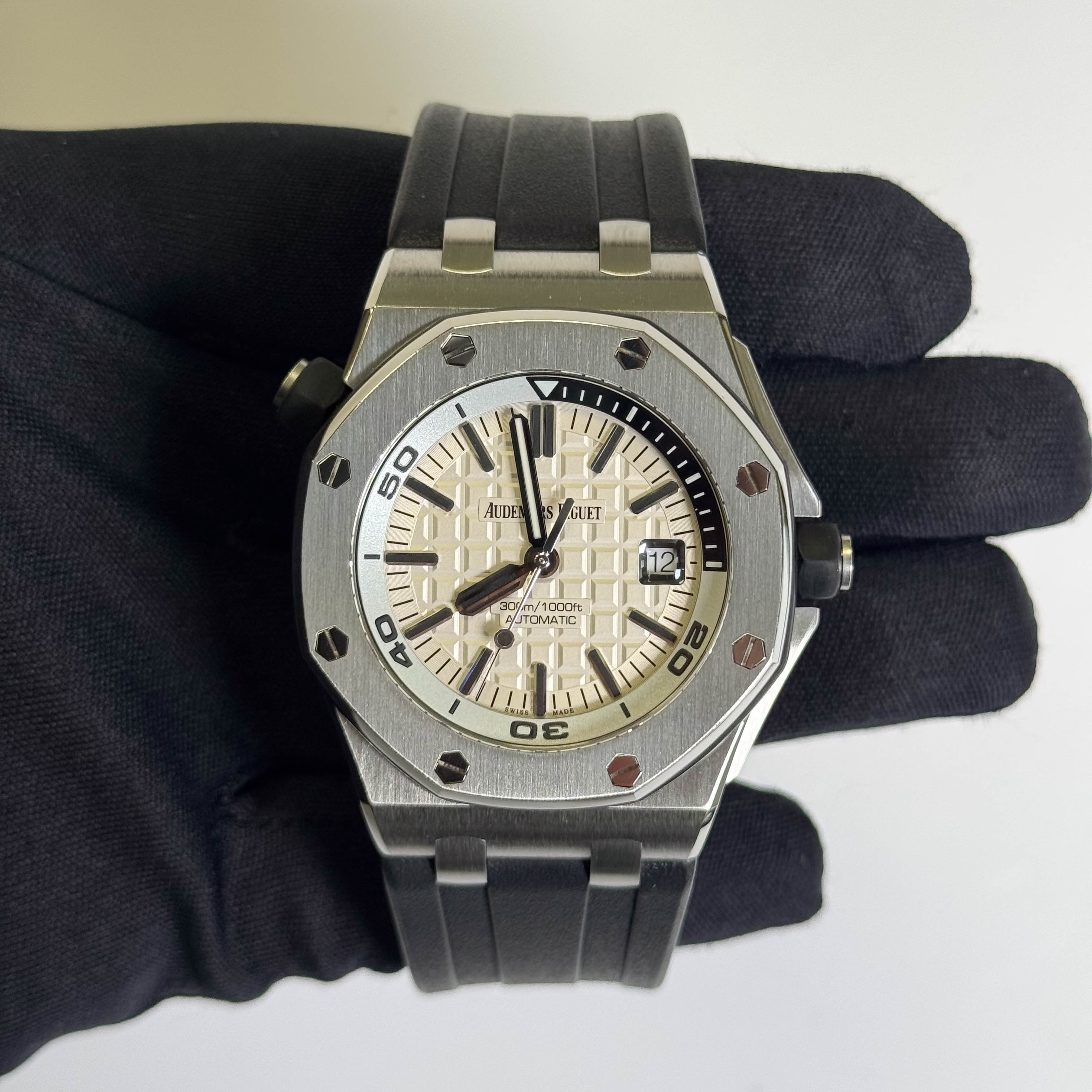 Audemars Piguet Royal Oak 42mm Black Dial Watch Ref# 15710ST.OO.A002CA.02