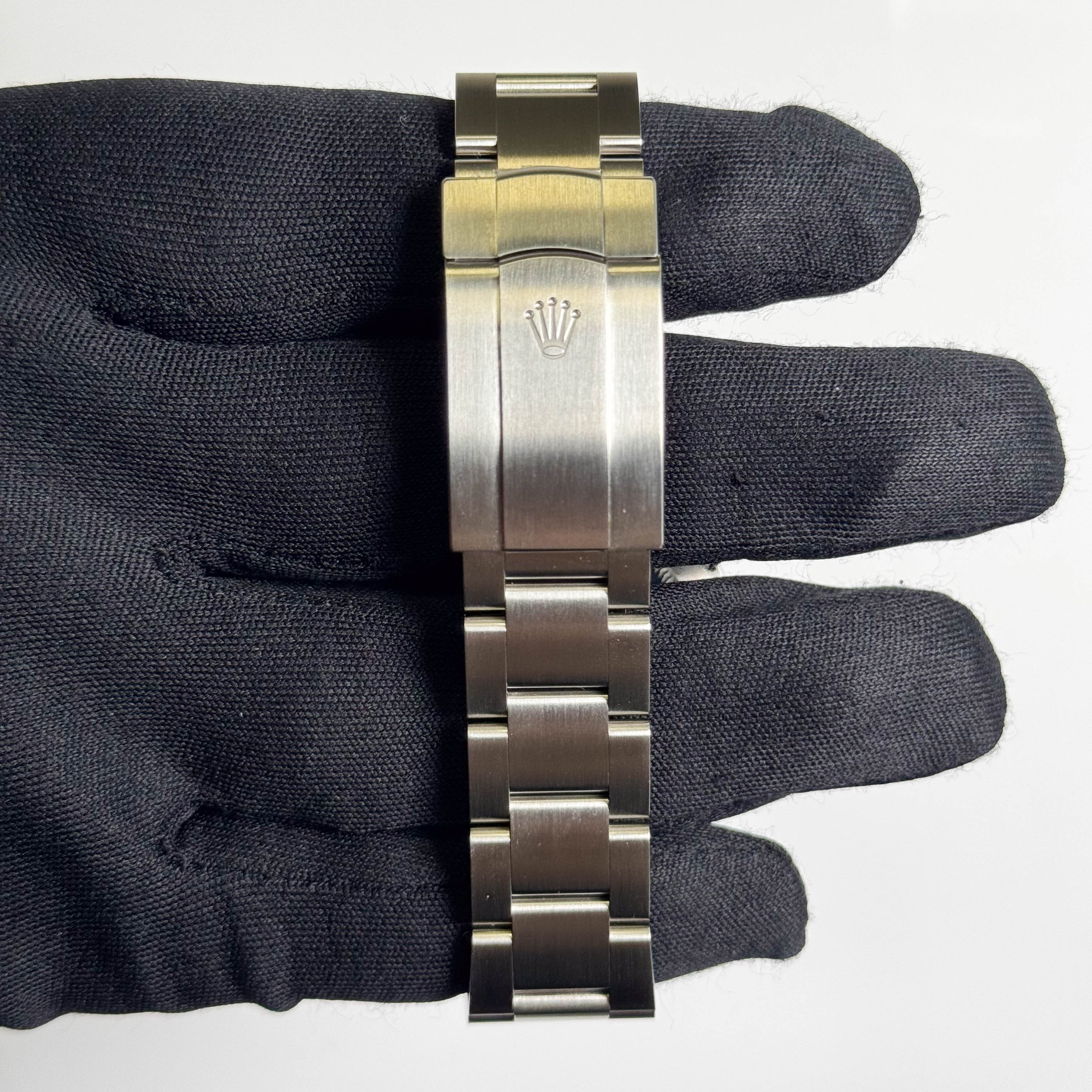 Rolex Oyster Perpetual 41mm Pistachio Dial Watch Ref# 134300 - Happy Jewelers Fine Jewelry Lifetime Warranty