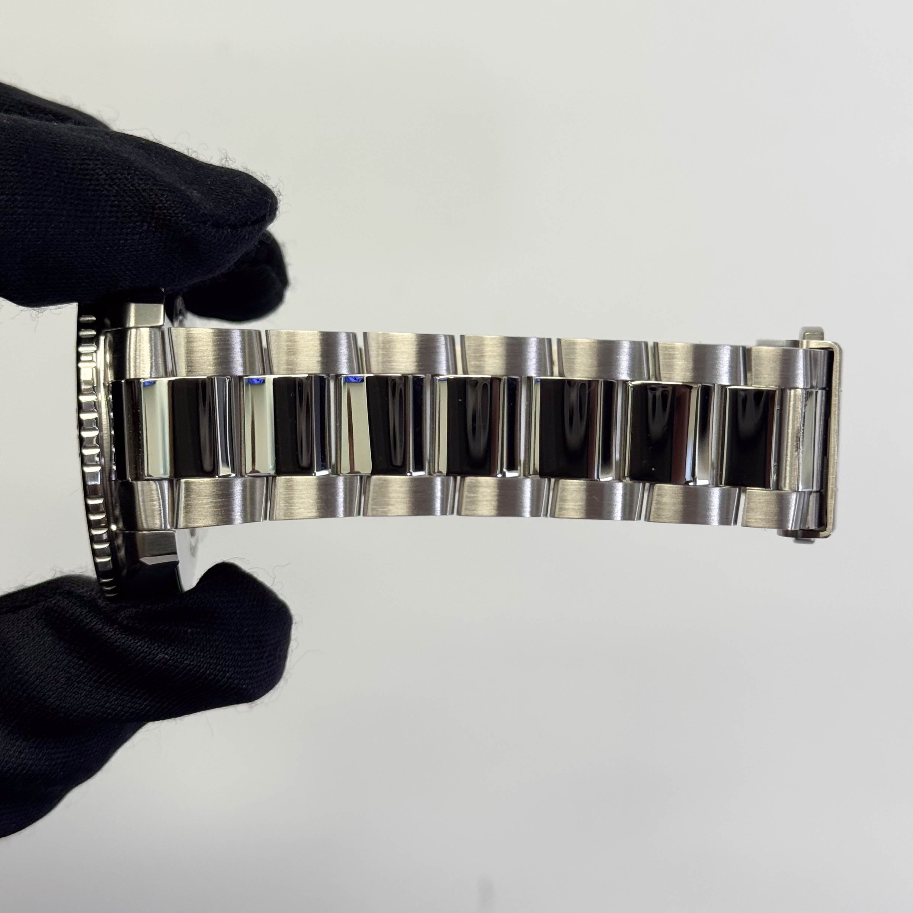 Tag Heuer Aquaracer 40mm Blue Dial Watch Ref# WBP1113.BA0000