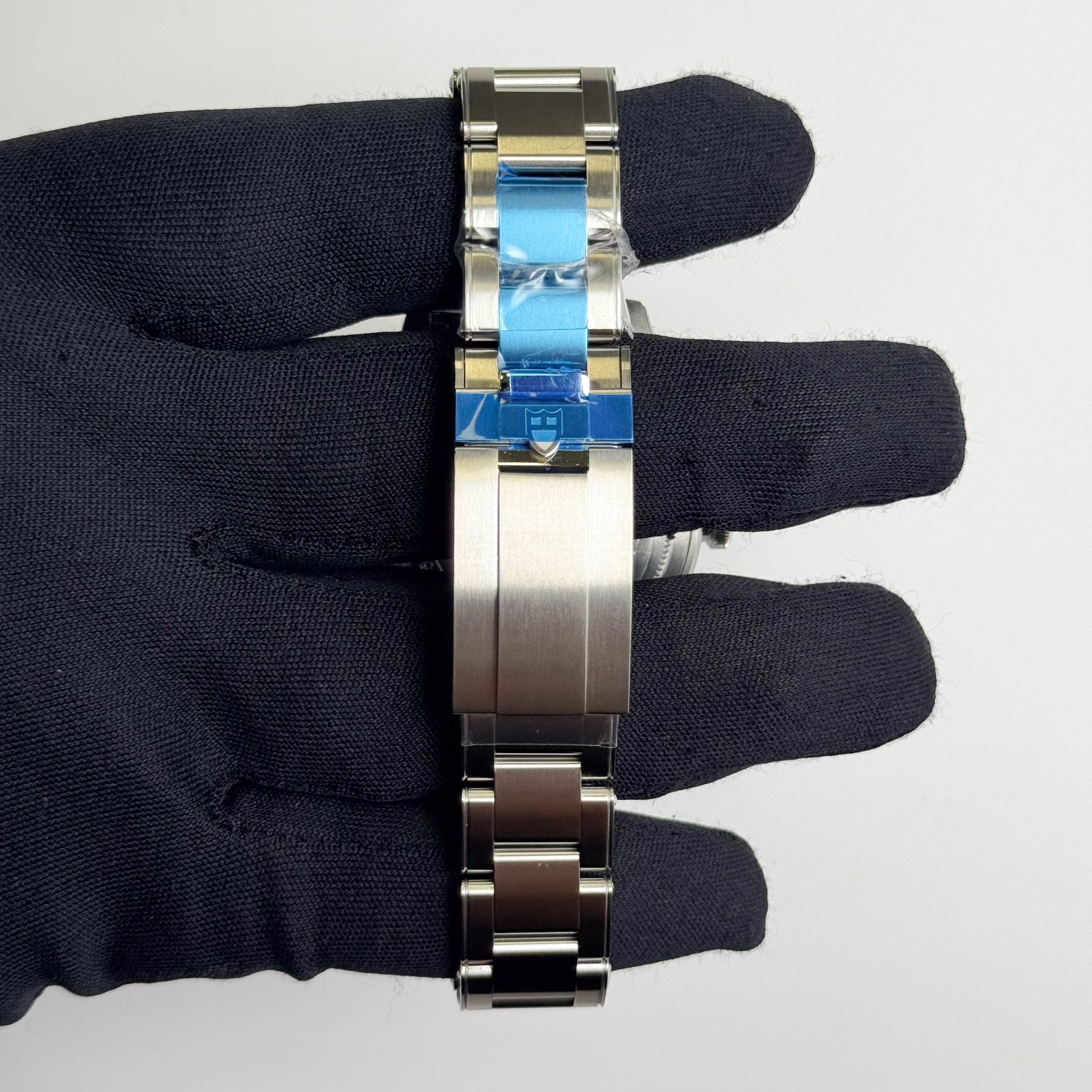 Tudor Black Bay 41mm Black Dial Watch Ref# 79360N - Happy Jewelers Fine Jewelry Lifetime Warranty