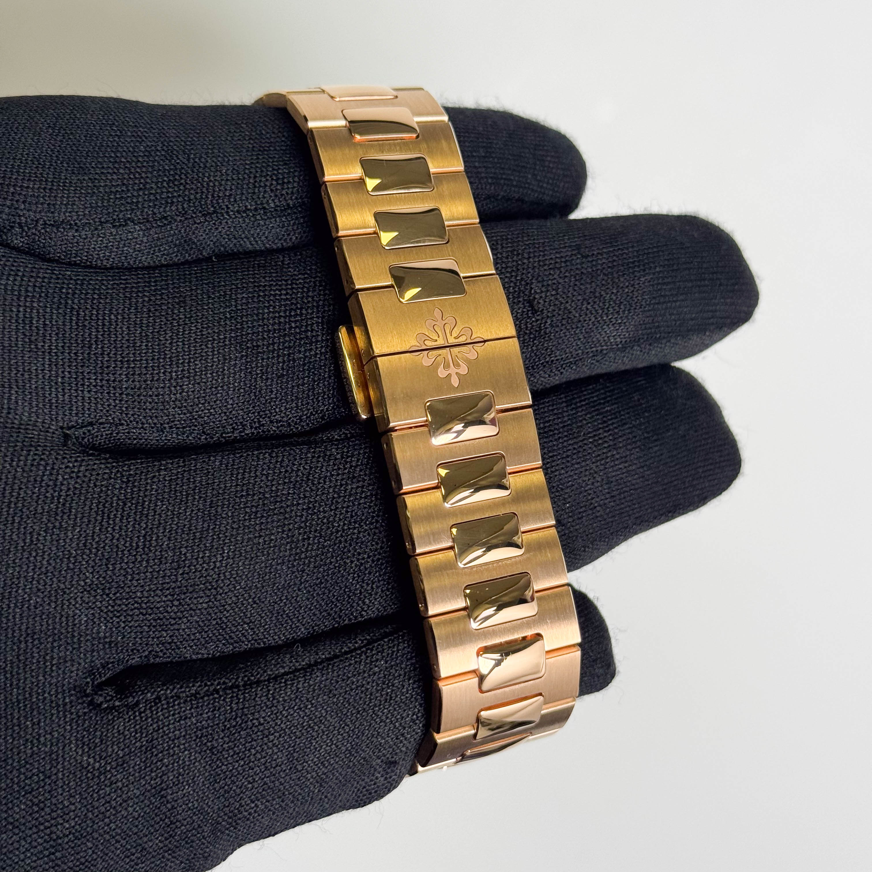 Patek Philippe Nautilus 40mm Brown Stick Dial Watch Ref# 5712/1R-001 - Happy Jewelers Fine Jewelry Lifetime Warranty