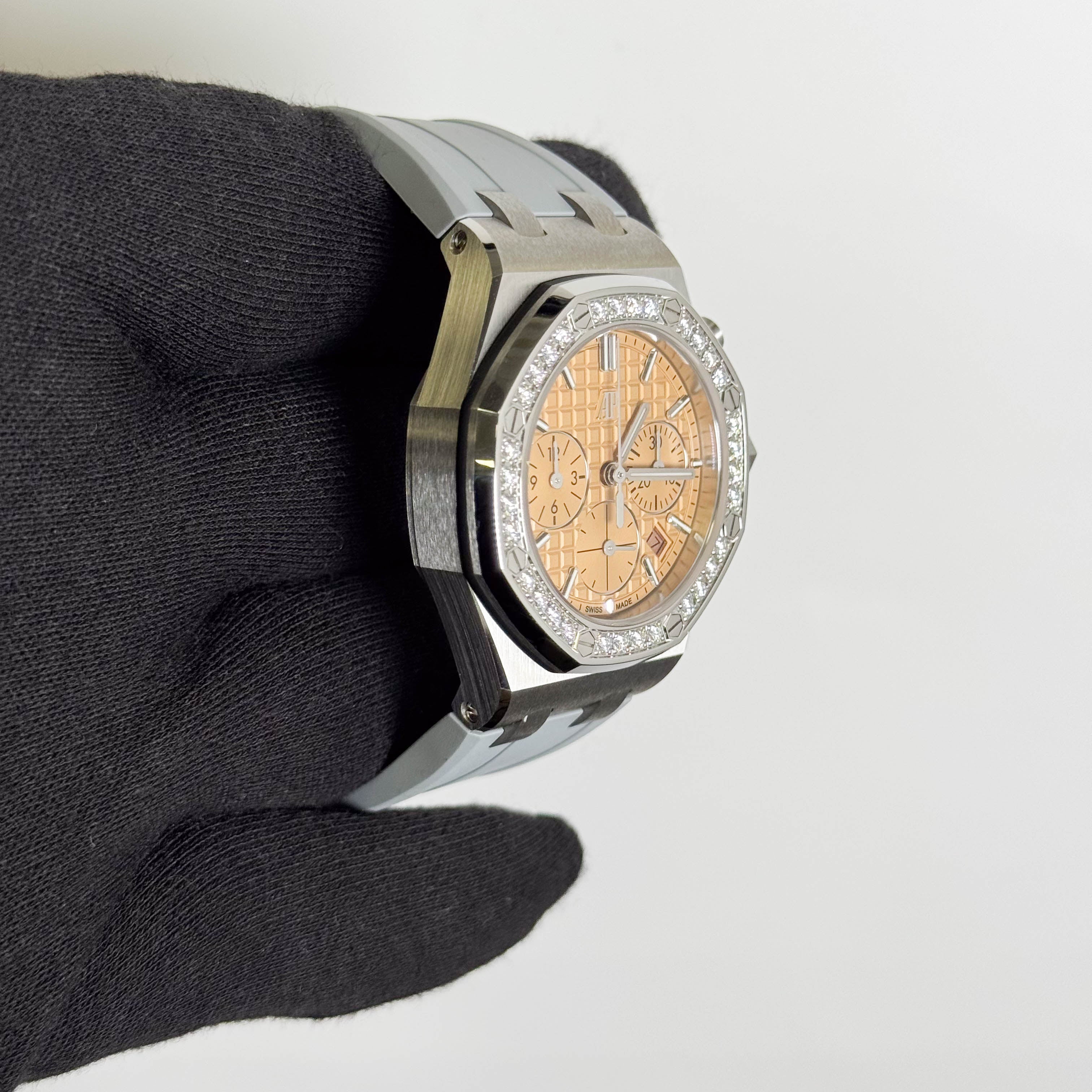 Audemars Piguet Royal Oak Offshore 37mm Salmon Dial Watch Ref# 26231ST.ZZ.A178CA.01