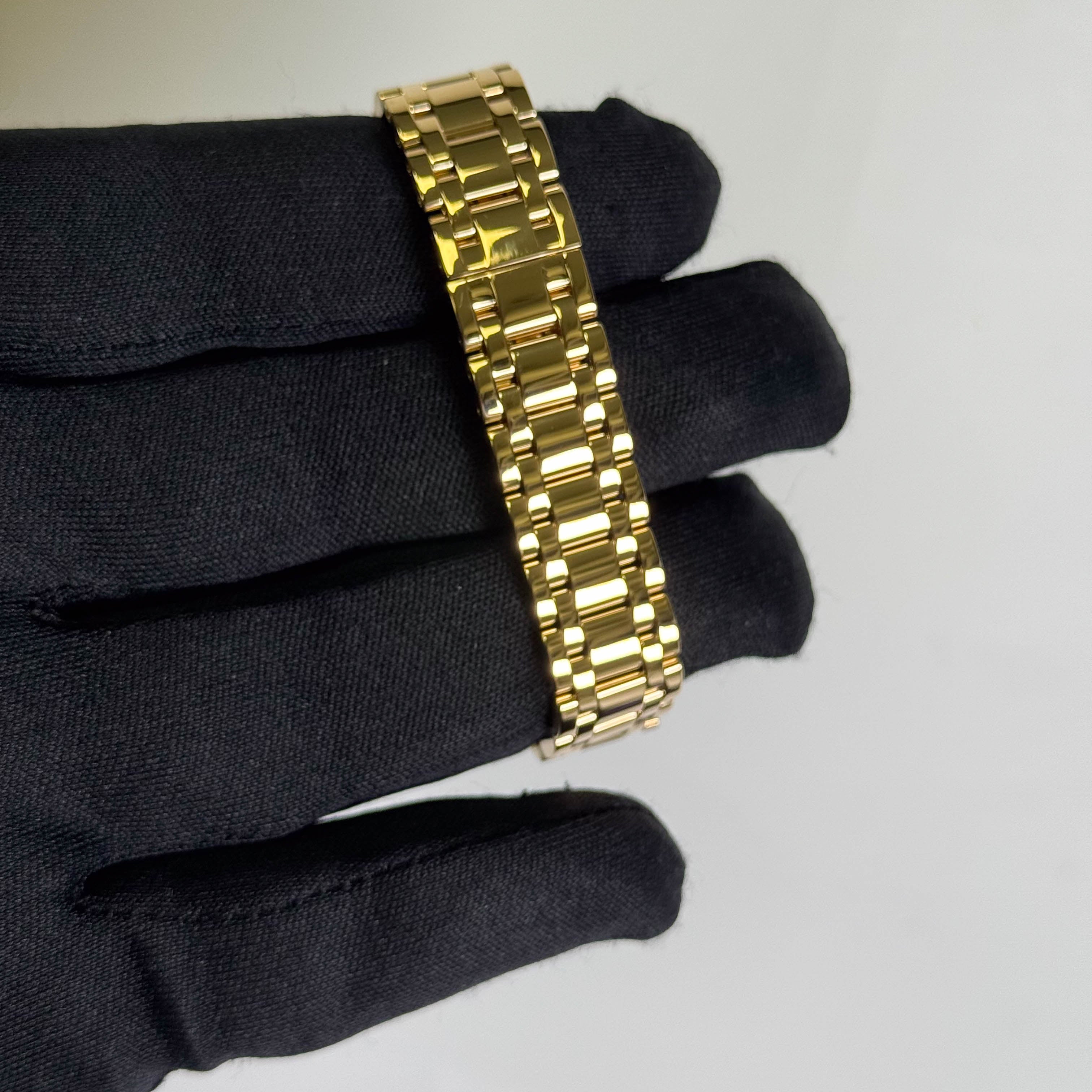 Cartier Tank 19mm White Dial Watch Ref# W26015K2