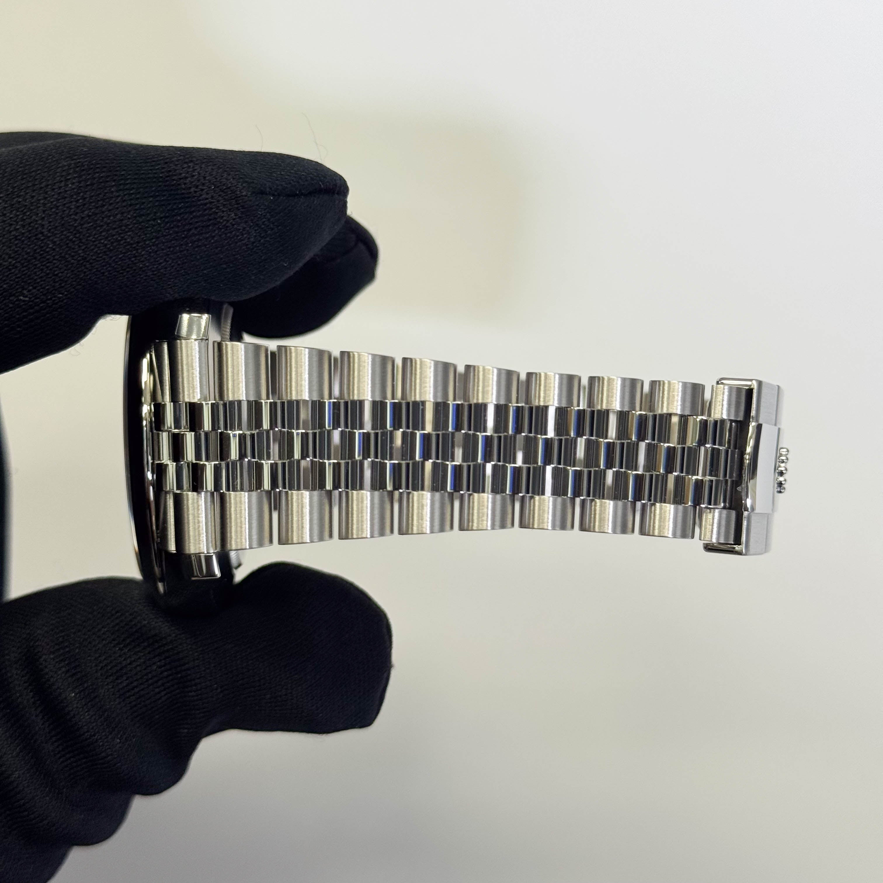 Rolex Datejust 41mm Black Dial Watch Ref# 126300 - Happy Jewelers Fine Jewelry Lifetime Warranty