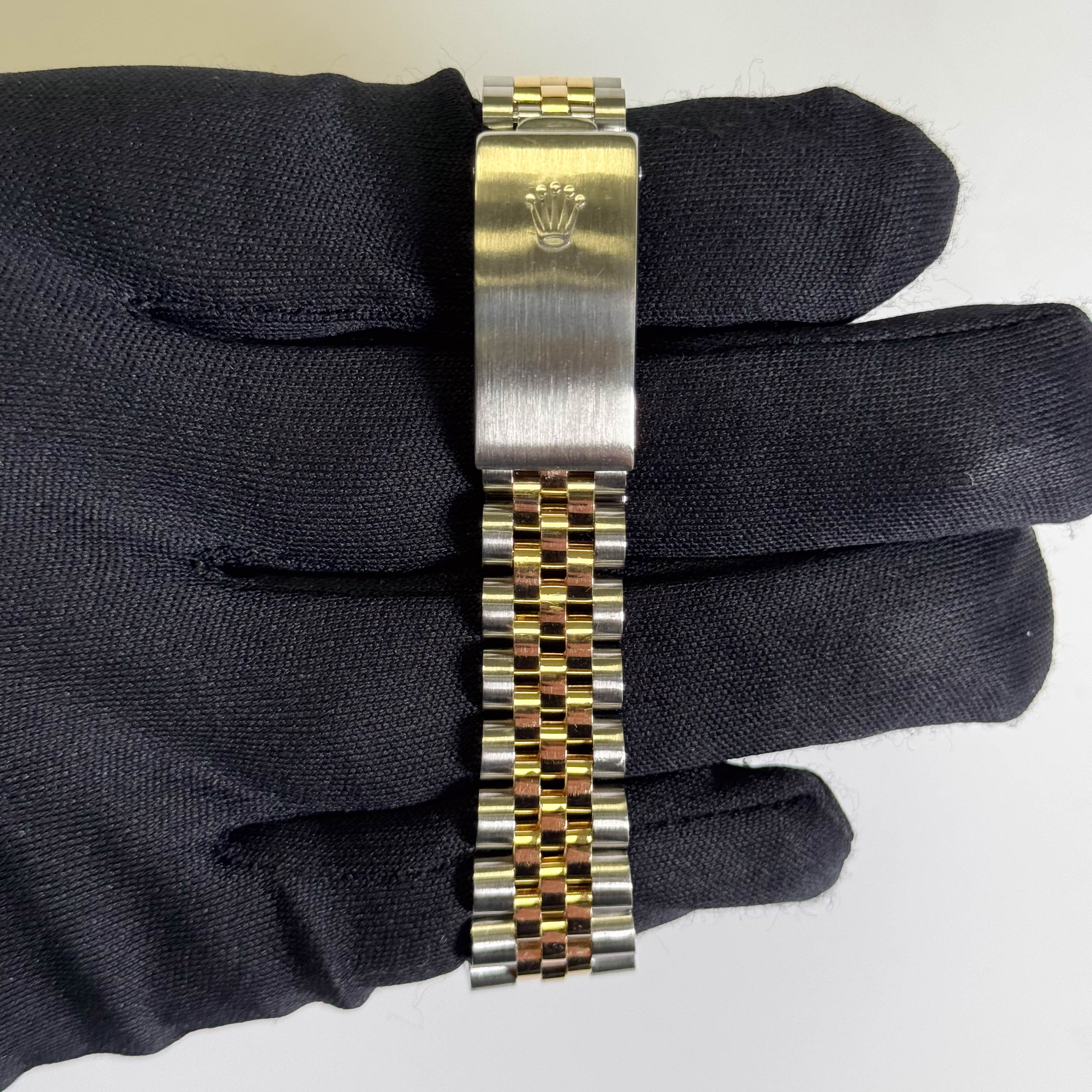 Rolex Datejust 31mm MOP Dial Watch Ref# 68273