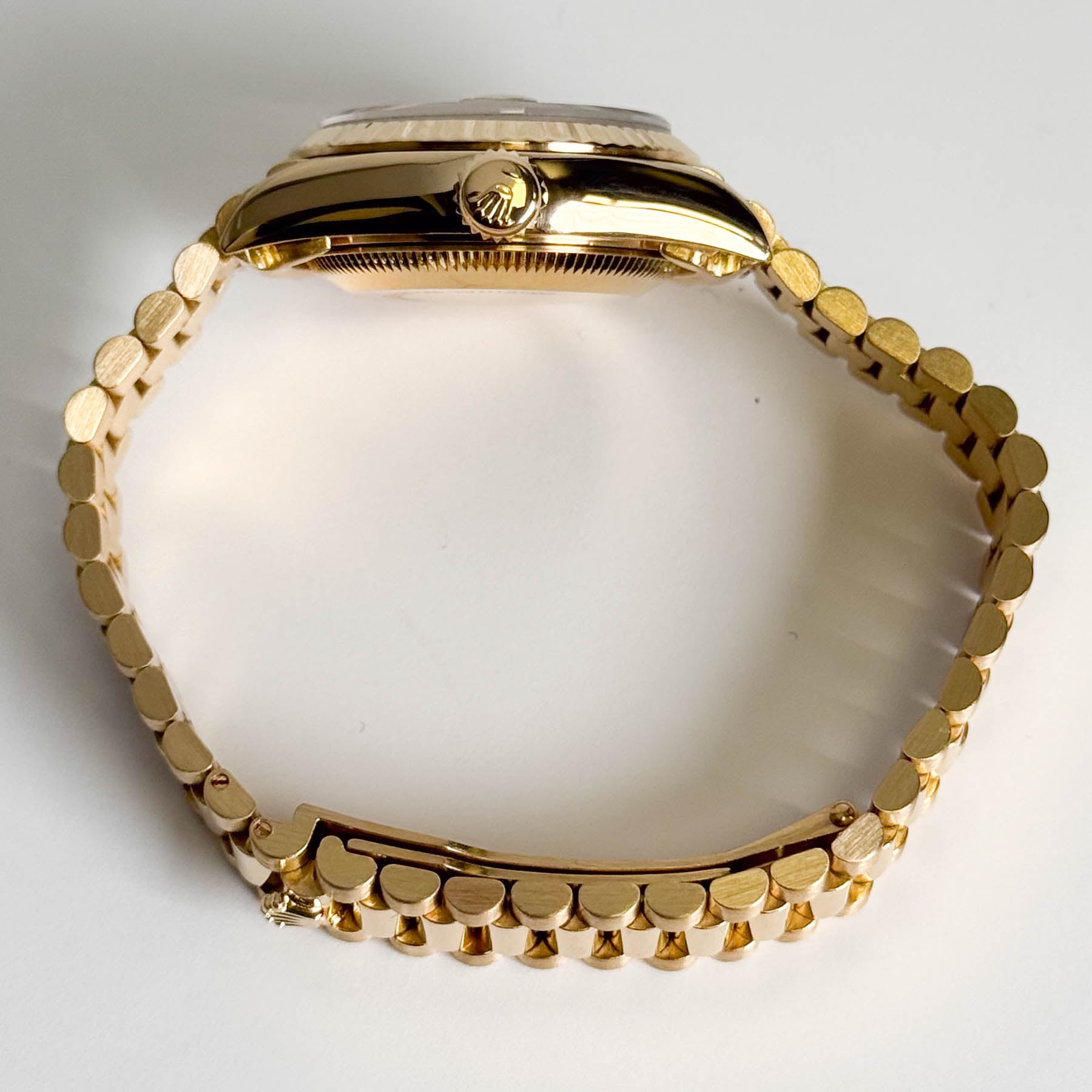 Rolex Datejust 26mm Champagne Dial Watch Ref# 69178 - Happy Jewelers Fine Jewelry Lifetime Warranty