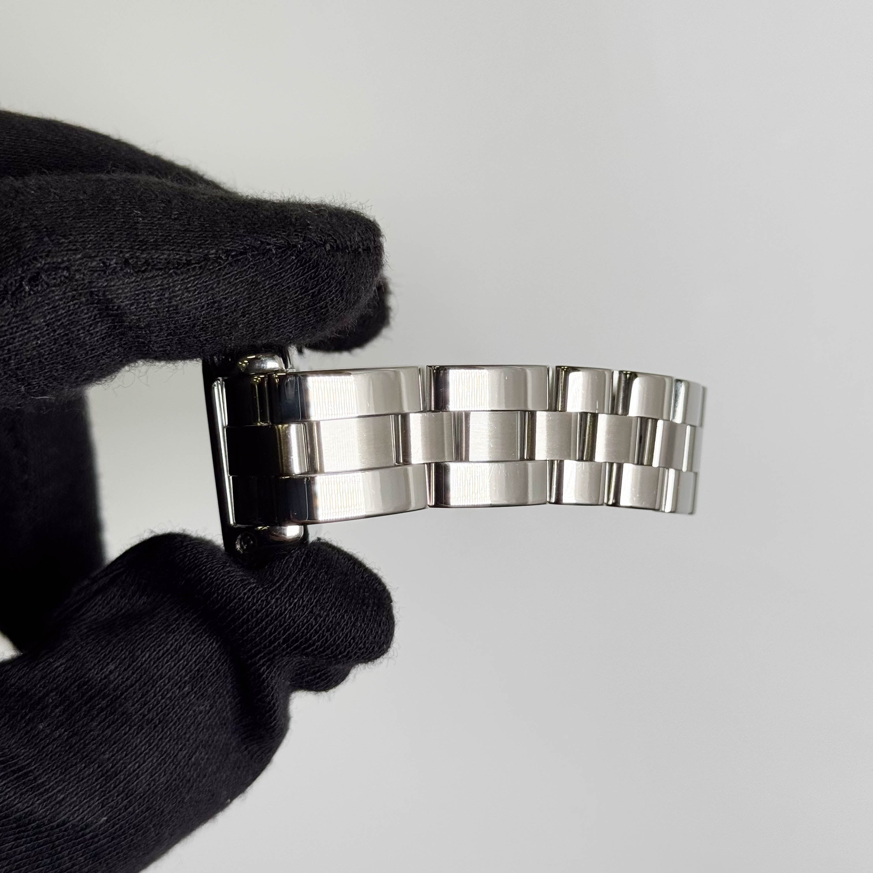 Cartier Roadster Stainless Steel 31mm Silver Dial Watch Ref# W62016V3
