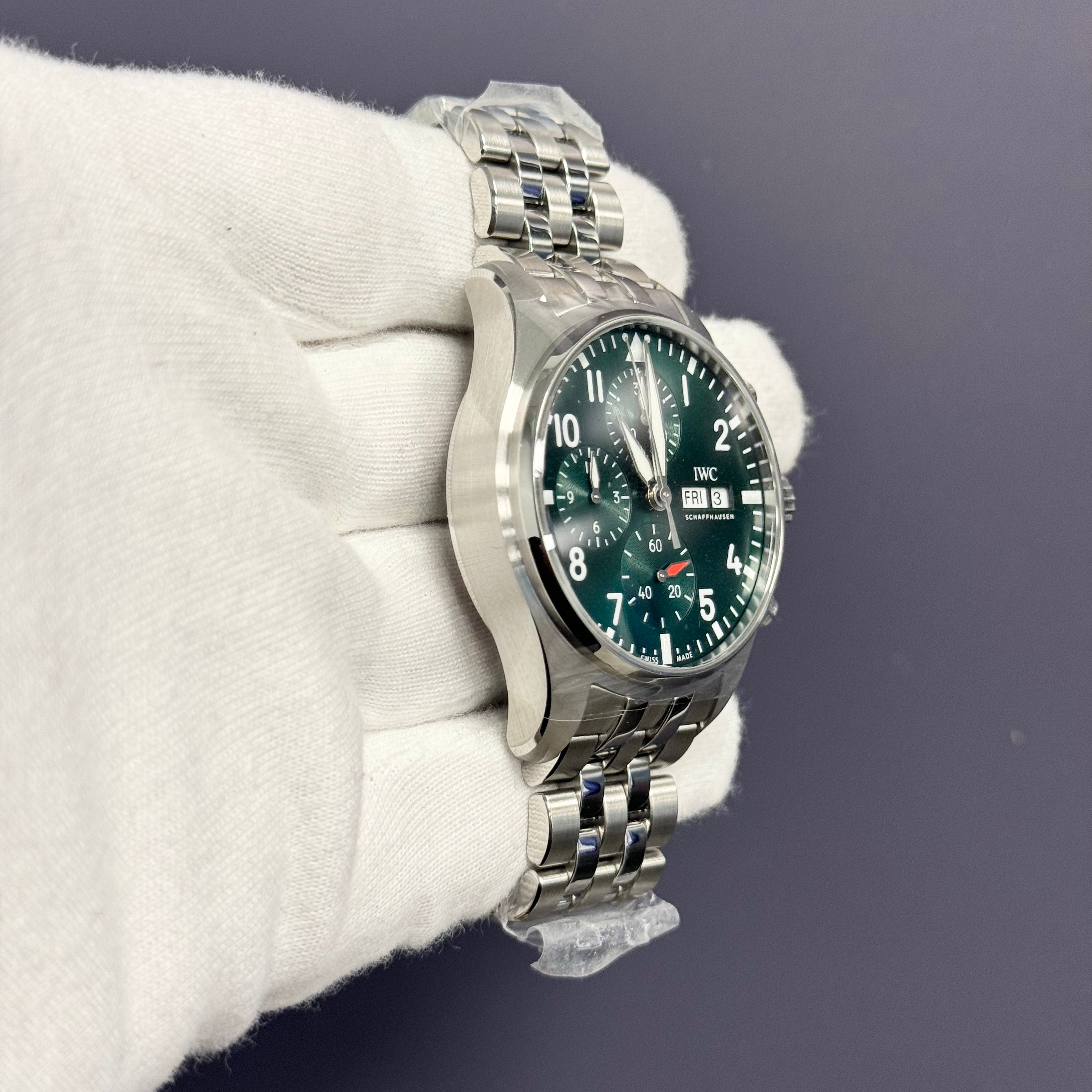 IWC Pilot 41mm Green Dial Watch Ref# IW388104 - Happy Jewelers Fine Jewelry Lifetime Warranty