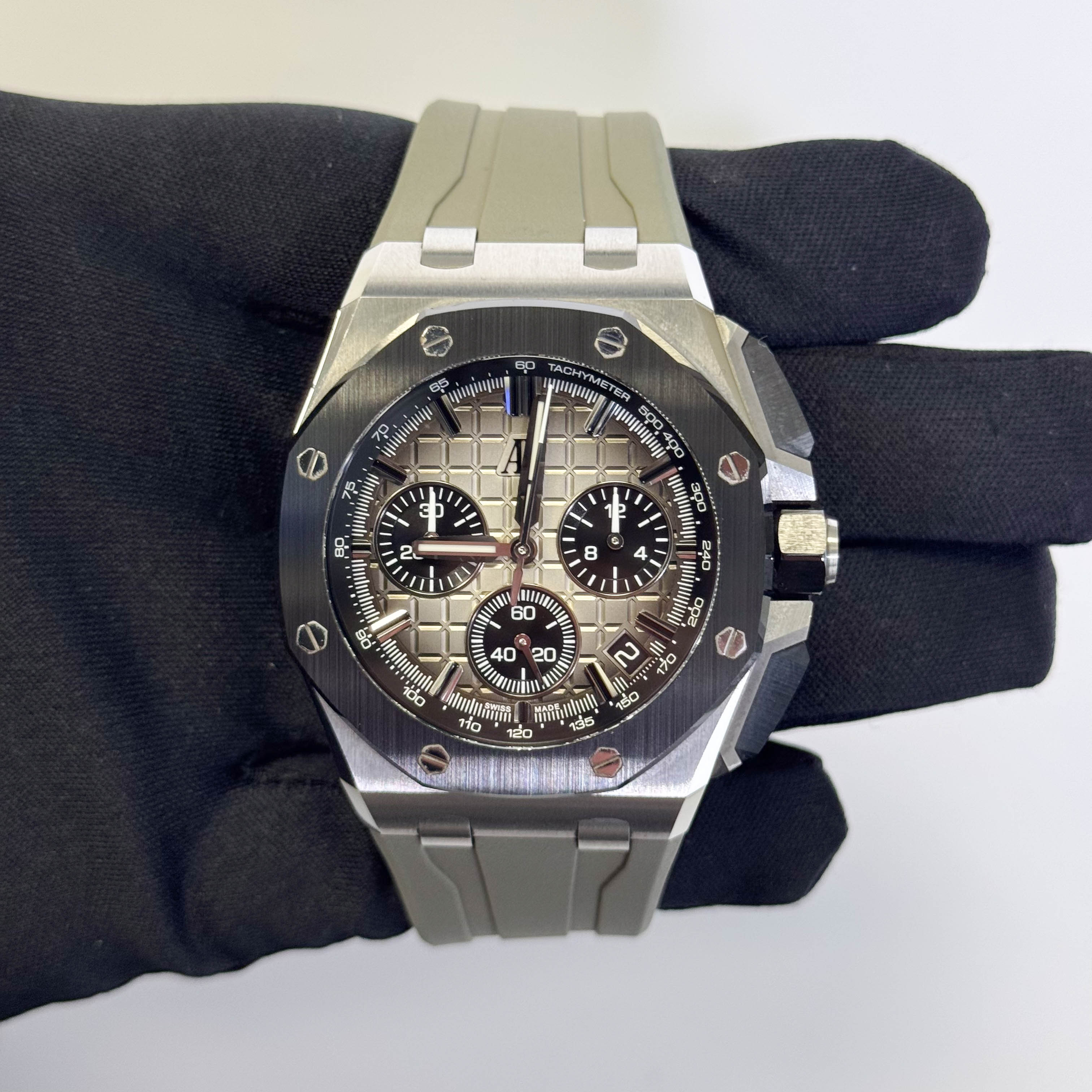 Audemars Piguet Royal Oak 43mm Smoke Light Brown Dial Watch Ref# 26420SO.OO.A600CA.01