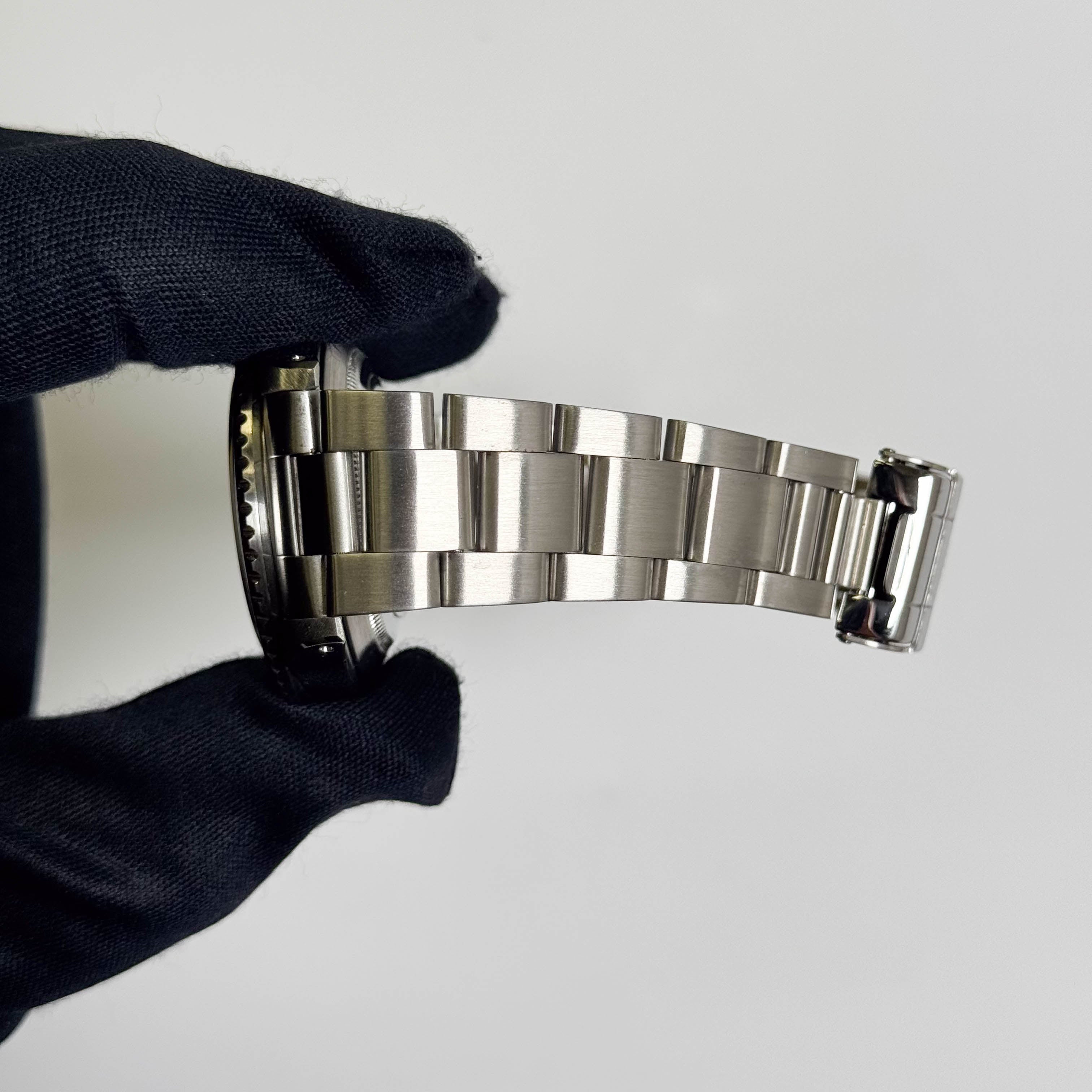 Rolex Submariner Stainless Steel 40mm Black Dial Watch Ref# 16610 - Happy Jewelers Fine Jewelry Lifetime Warranty