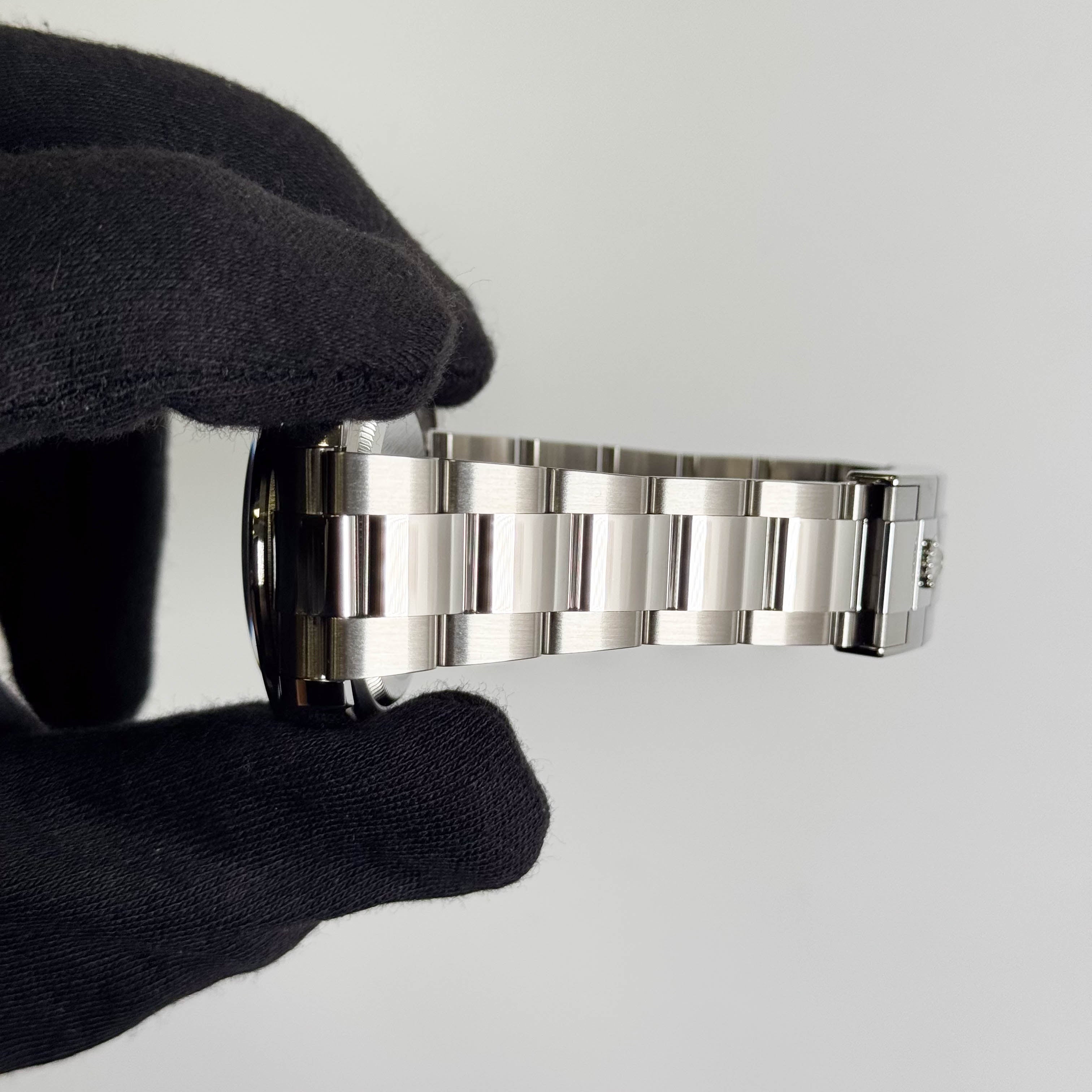 Rolex Daytona 40mm Black Dial Watch Ref# 126500LN