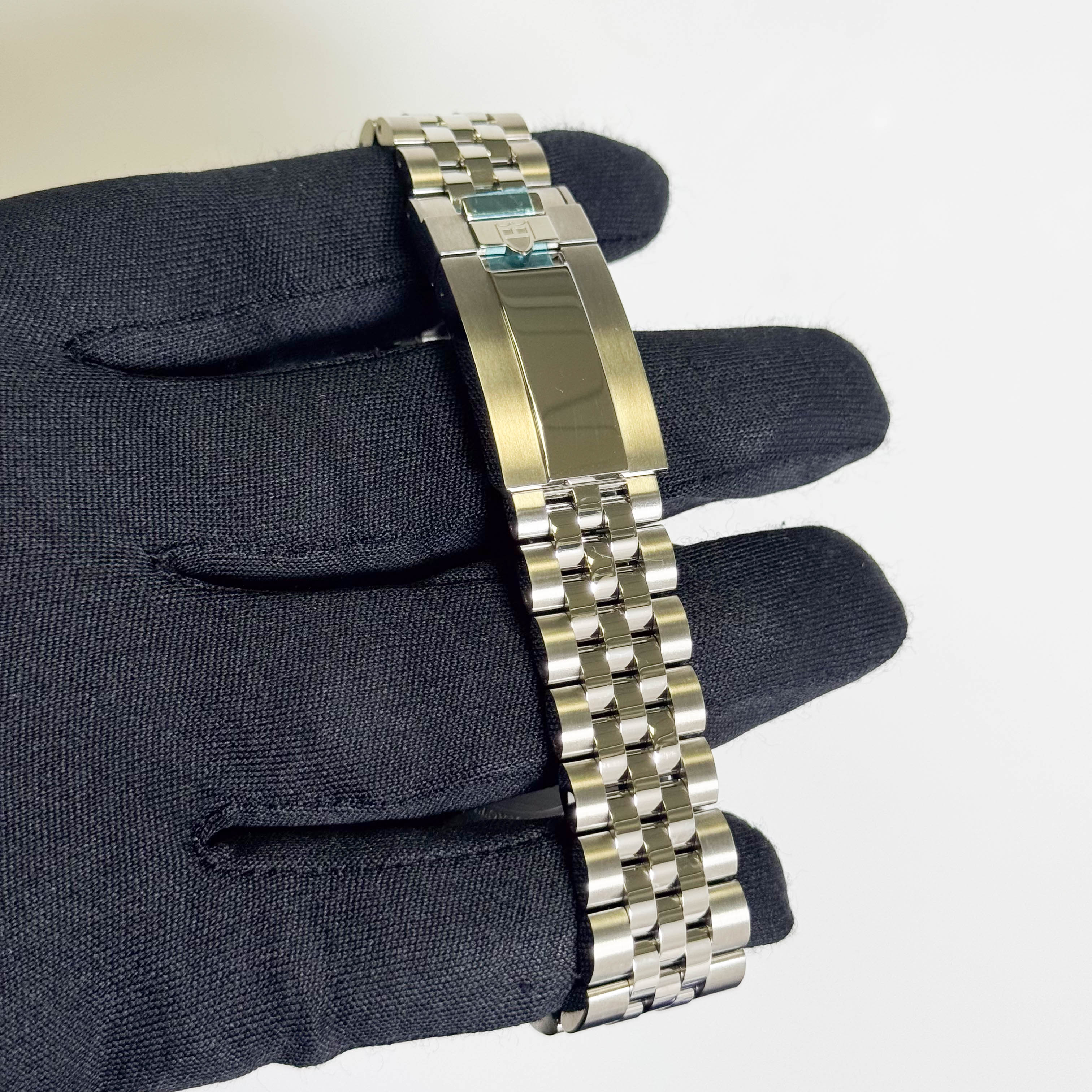 Tudor Black Bay 41mm Black Dial Watch Ref# 79360N - Happy Jewelers Fine Jewelry Lifetime Warranty