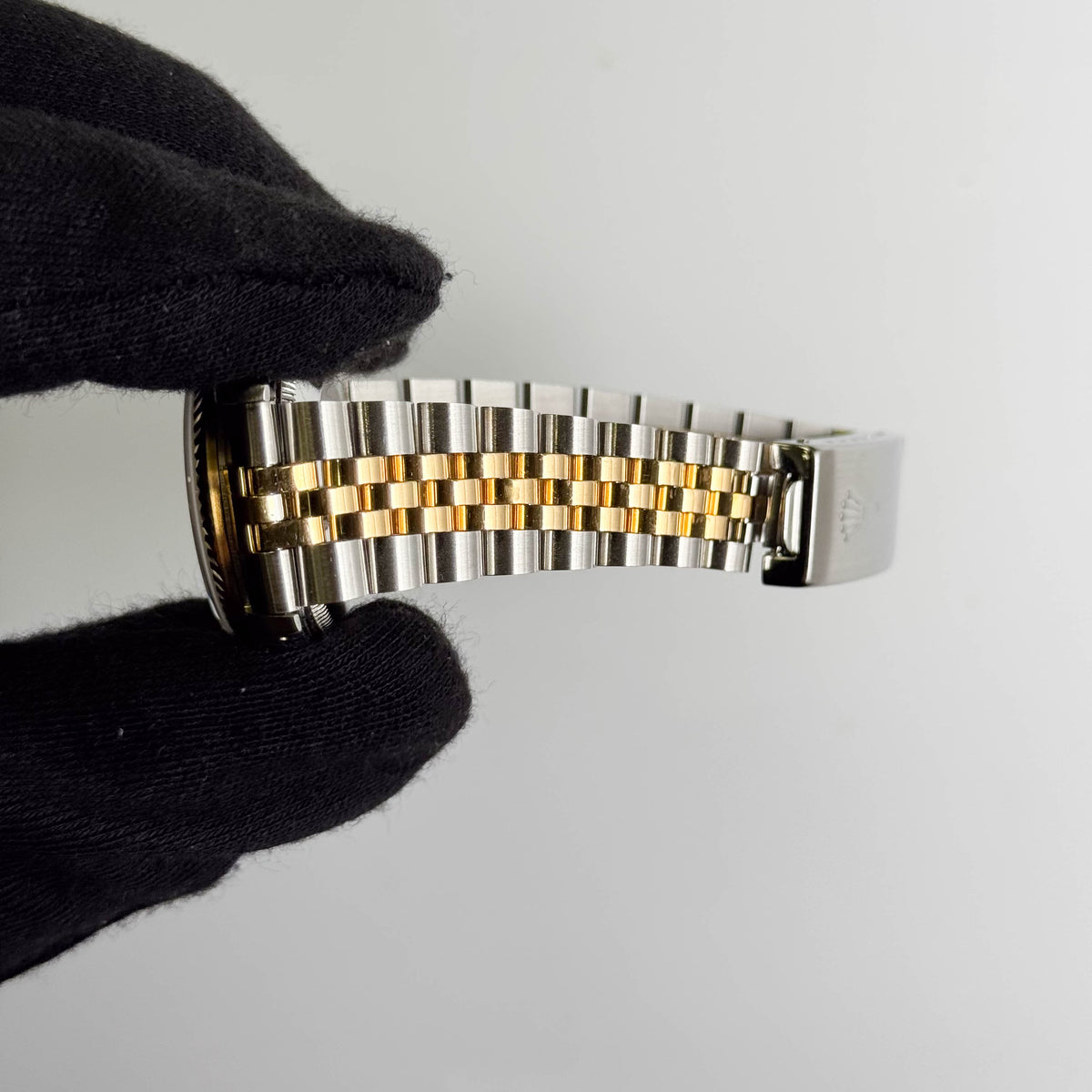 Rolex Datejust 31mm Champagne Dial Watch Ref# 68273