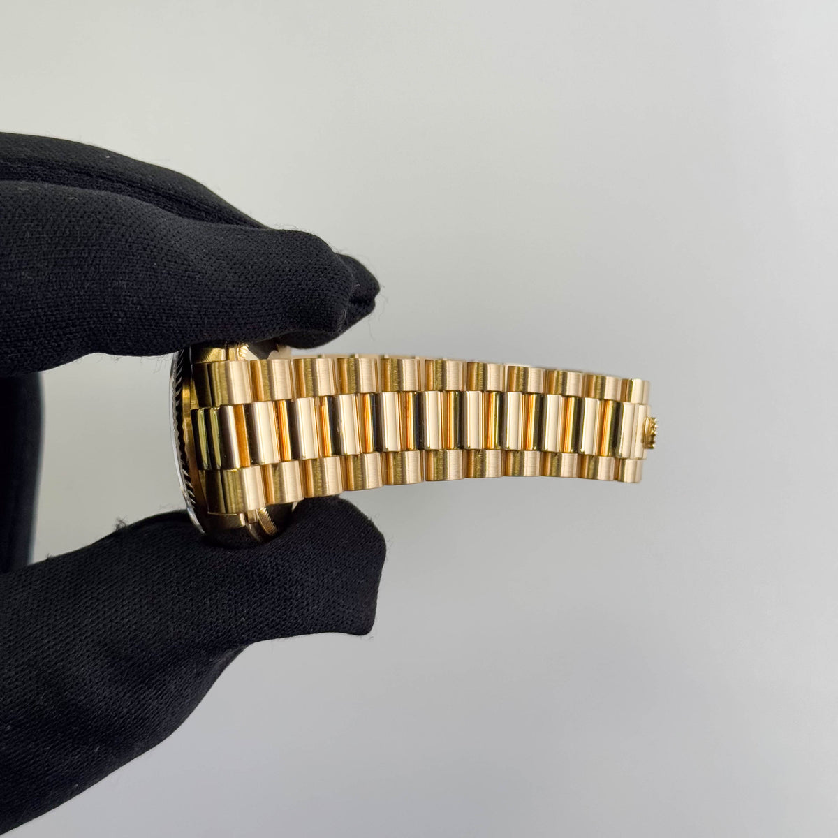 Rolex Datejust 31mm Champagne Dial Watch Ref# 68278