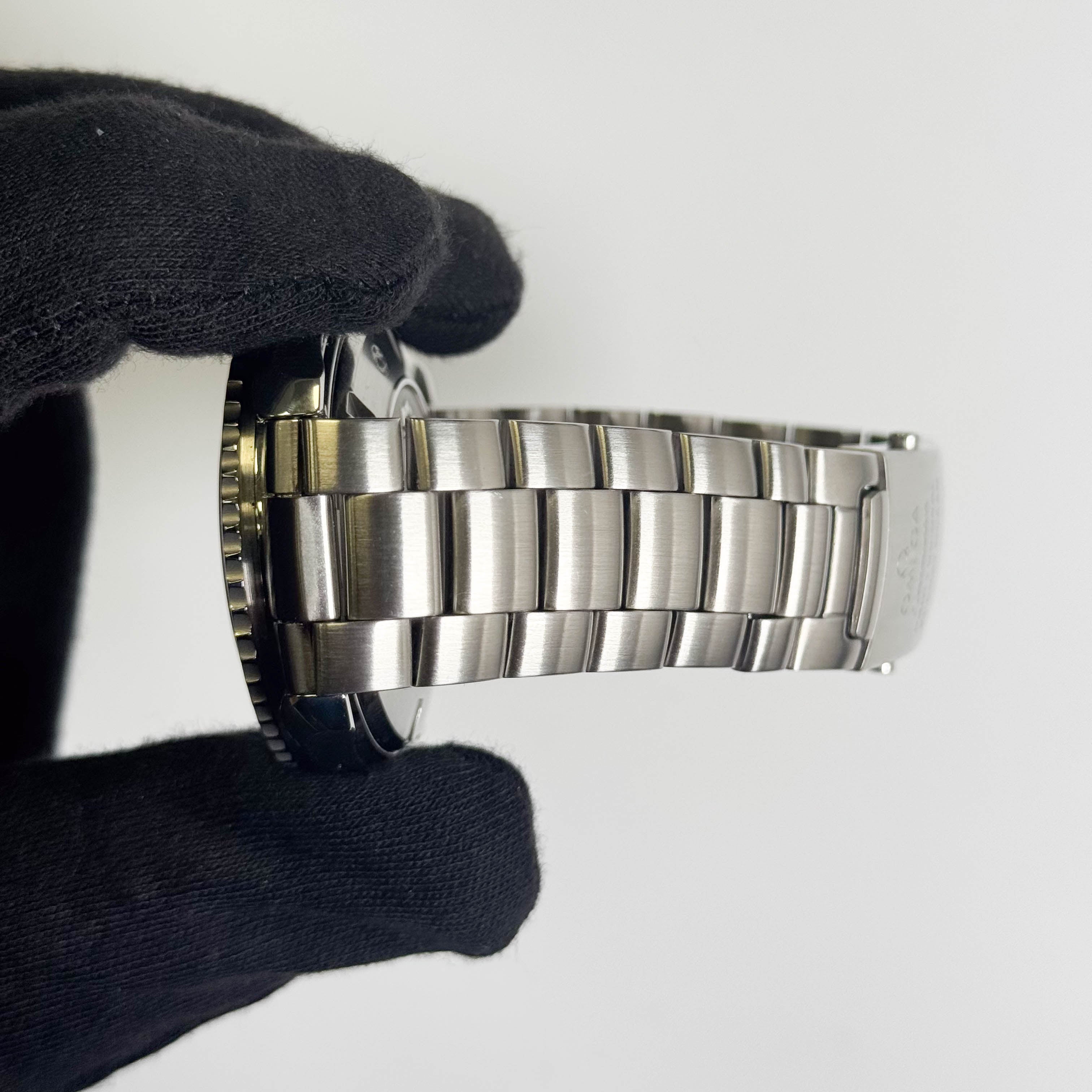 Omega Seamaster 45.5mm Black Dial Watch Ref# 2200.50.00
