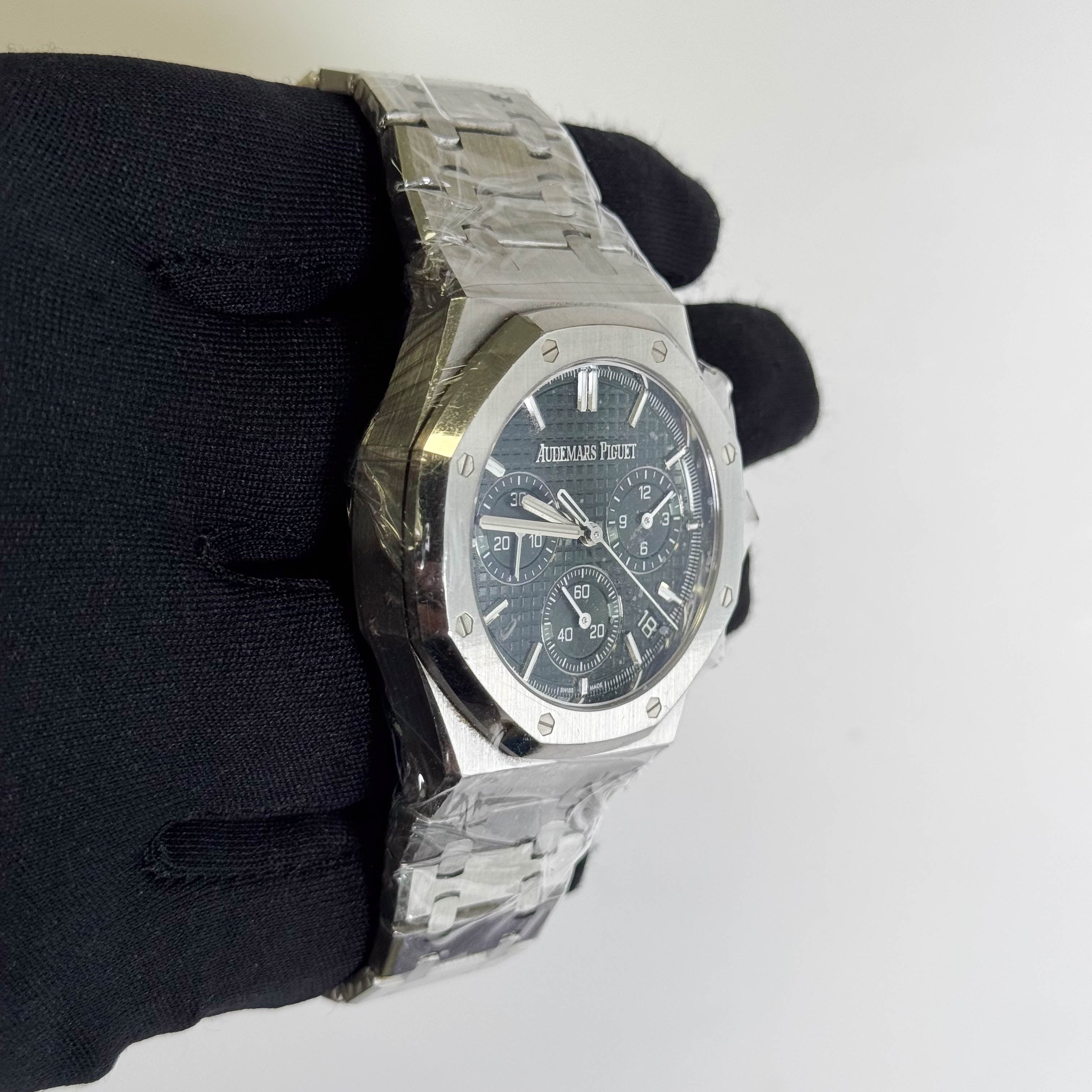 Audemars Piguet Royal Oak 41mm Green Dial Watch Ref# 26240ST.OO.1320ST.08