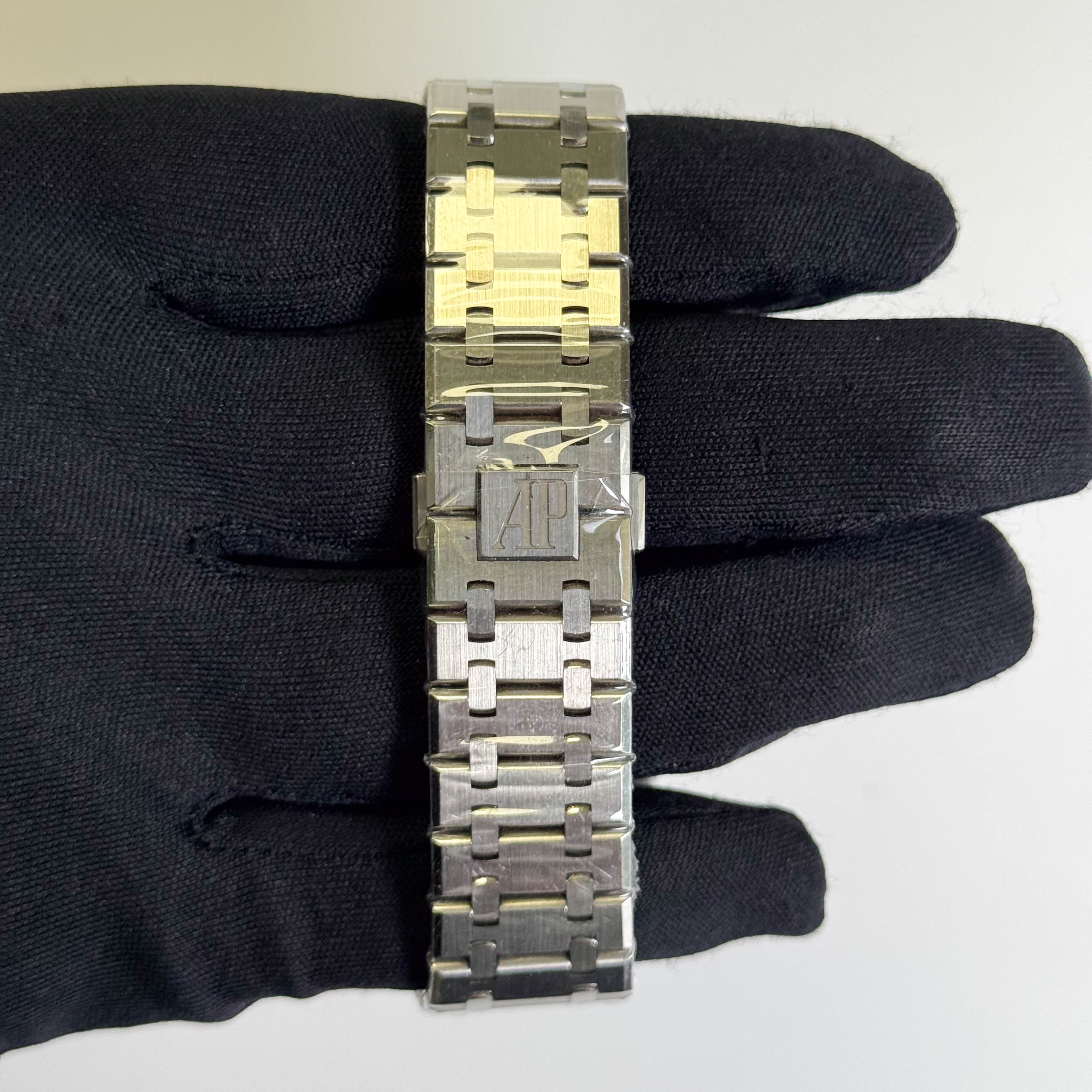 Audemars Piguet Royal Oak 41mm Green Dial Watch Ref# 26240ST.OO.1320ST.08