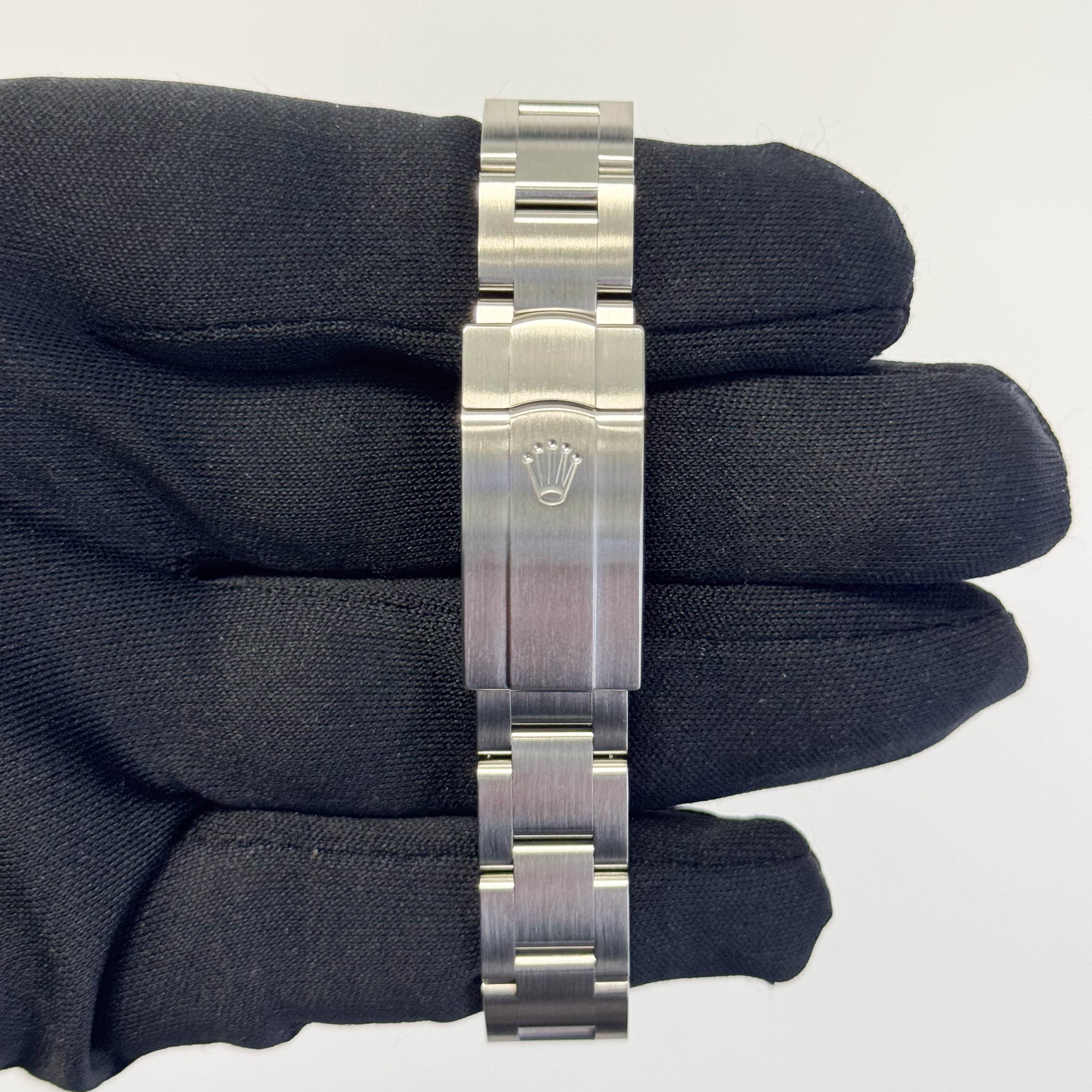 Rolex Oyster Perpetual 31mm Lilac Dial Watch Ref# 277200 - Happy Jewelers Fine Jewelry Lifetime Warranty