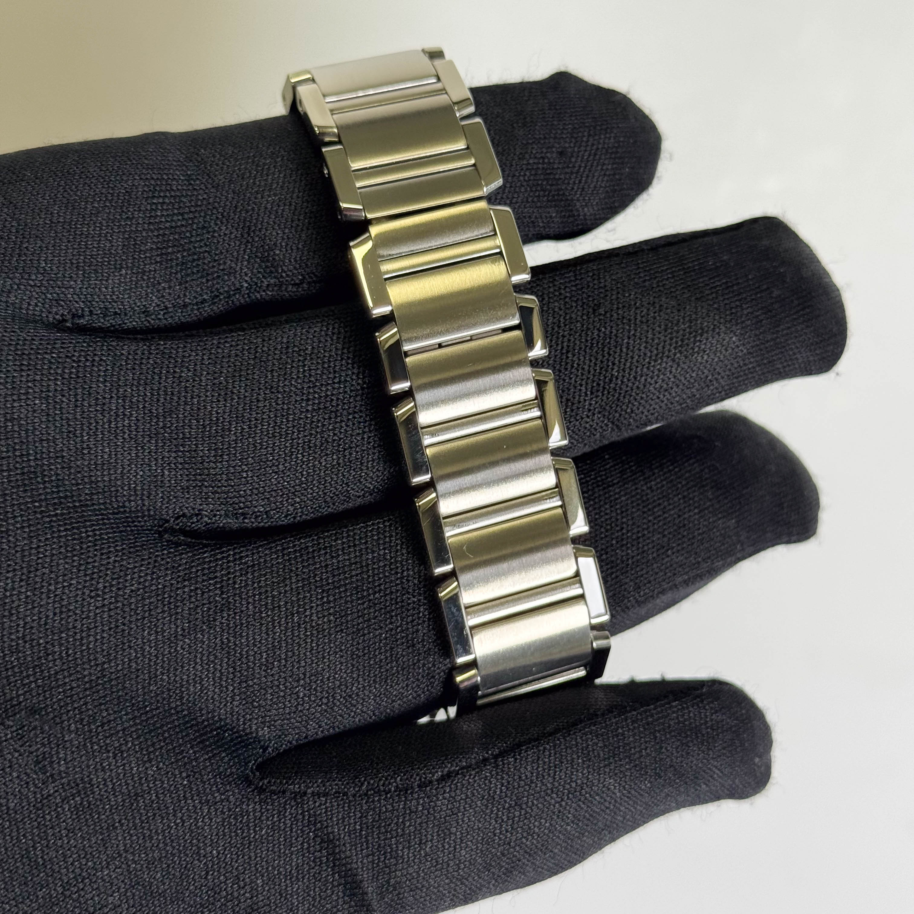 Cartier Tank 25mm White Dial Watch Ref# W51011Q3