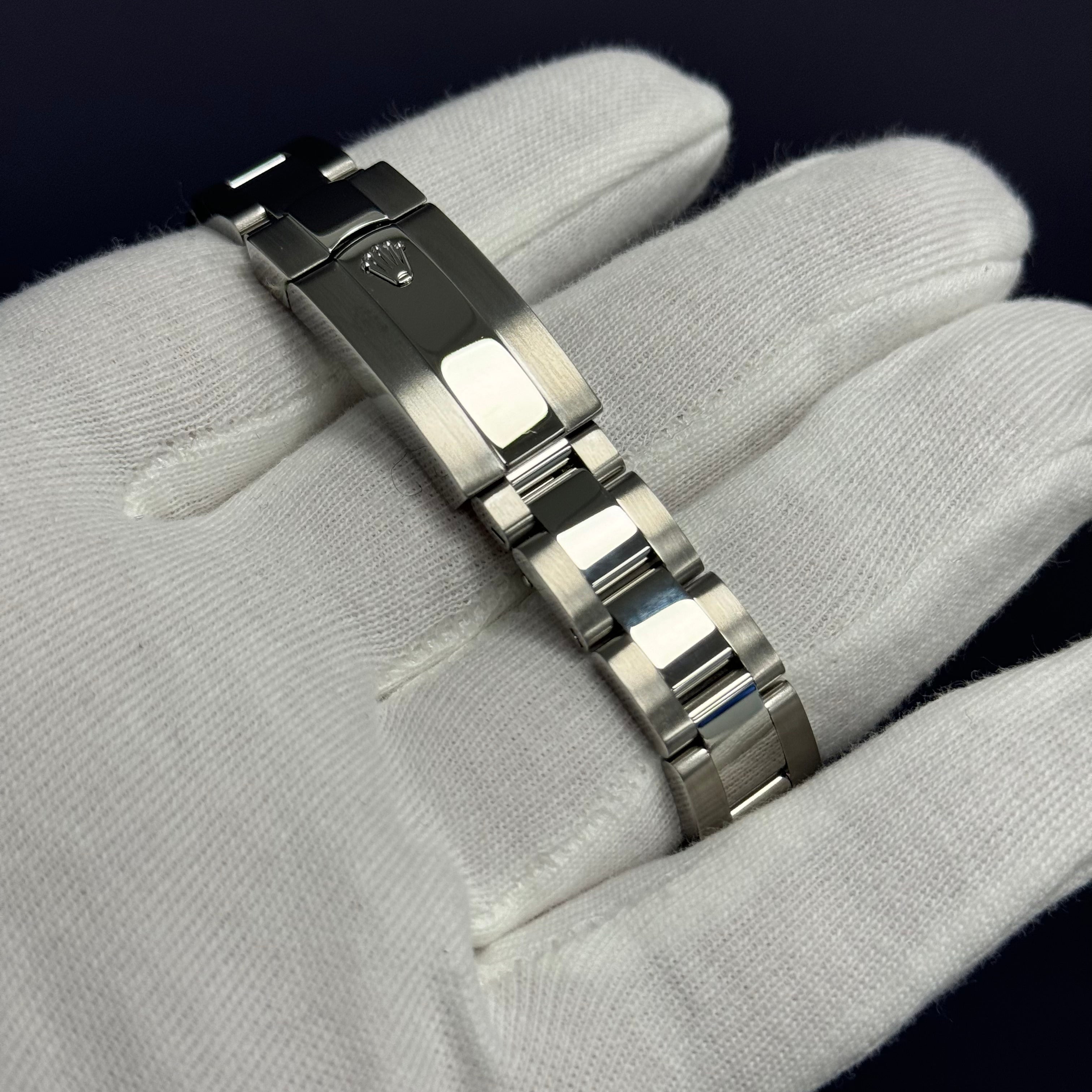 Rolex Datejust 28mm Stainless Steel Rhodium Stick Dial Watch Ref# 279160 - Happy Jewelers Fine Jewelry Lifetime Warranty