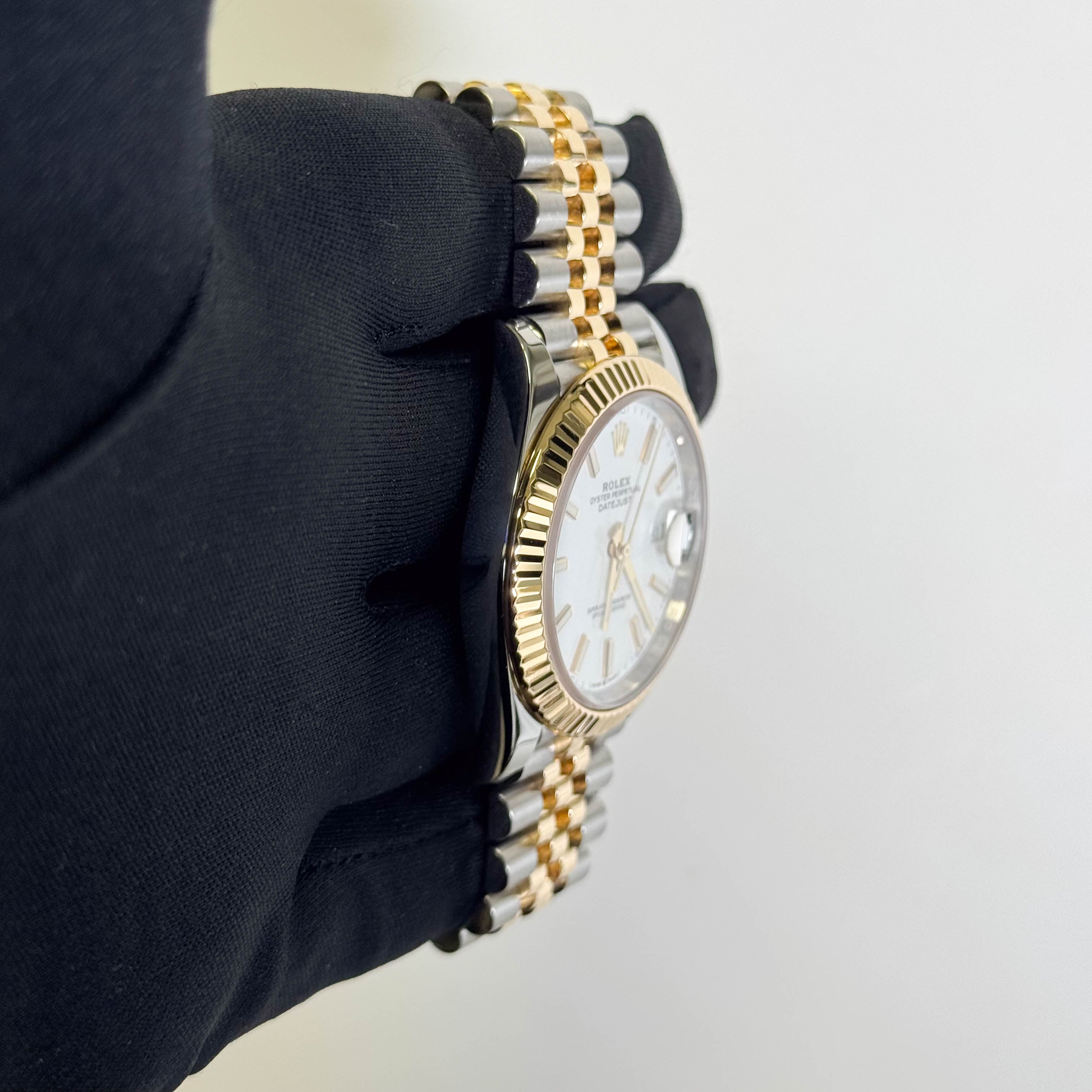 Rolex Datejust 41mm White Dial Watch Ref# 126333 - Happy Jewelers Fine Jewelry Lifetime Warranty