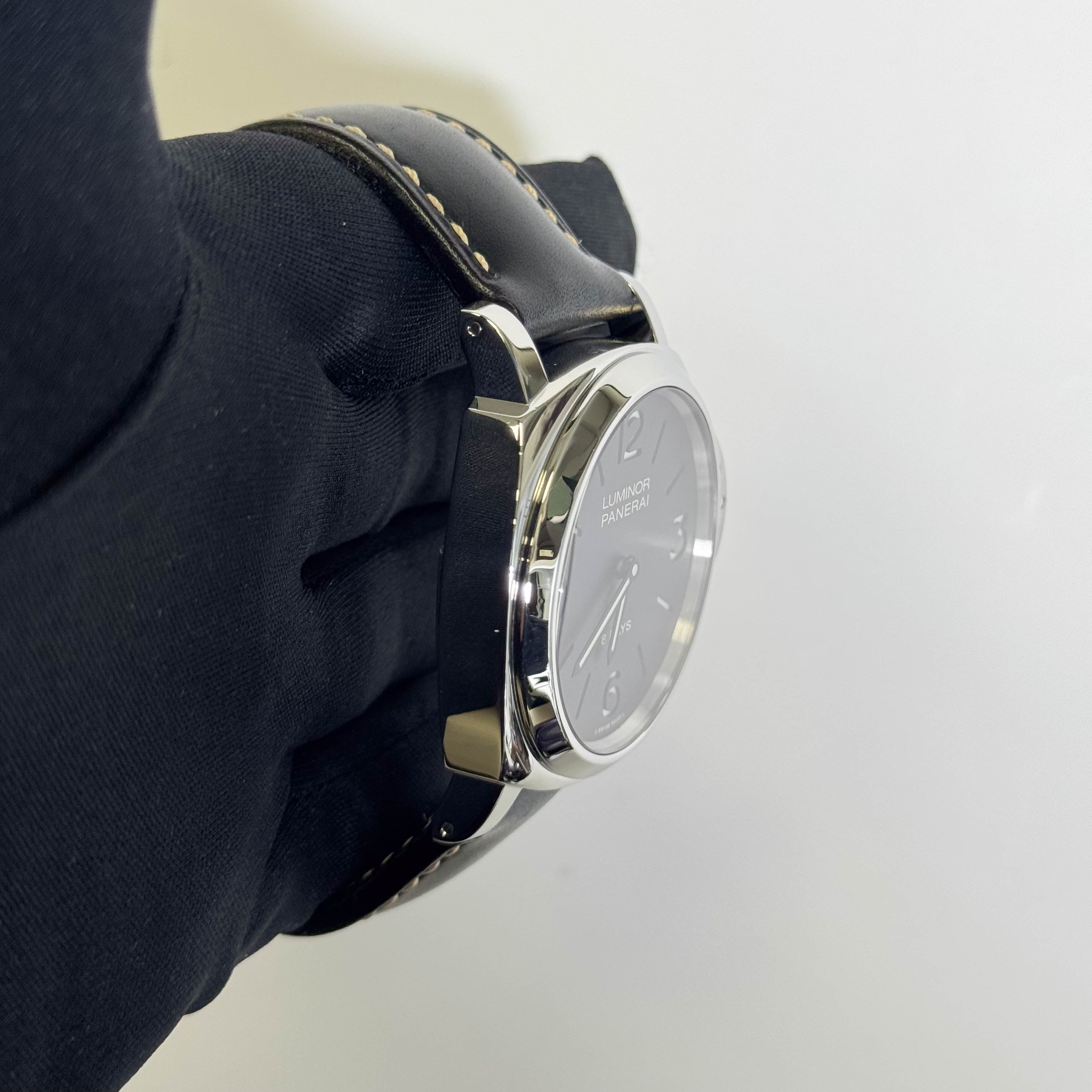 Panerai Luminor 44mm Black Dial Watch Ref# PAM00560 - Happy Jewelers Fine Jewelry Lifetime Warranty
