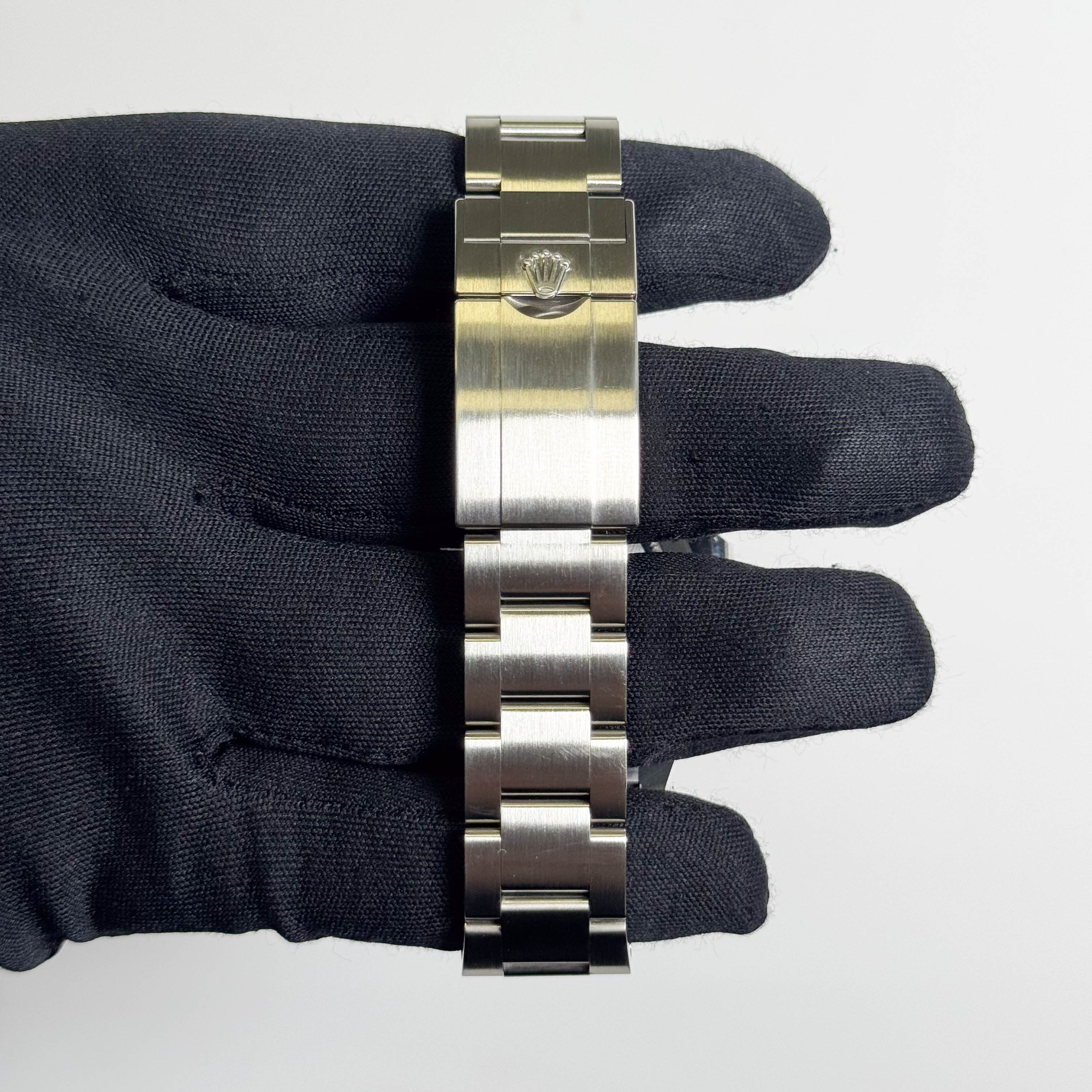 Rolex Explorer II 42mm Black Dial Watch Ref# 226570 - Happy Jewelers Fine Jewelry Lifetime Warranty