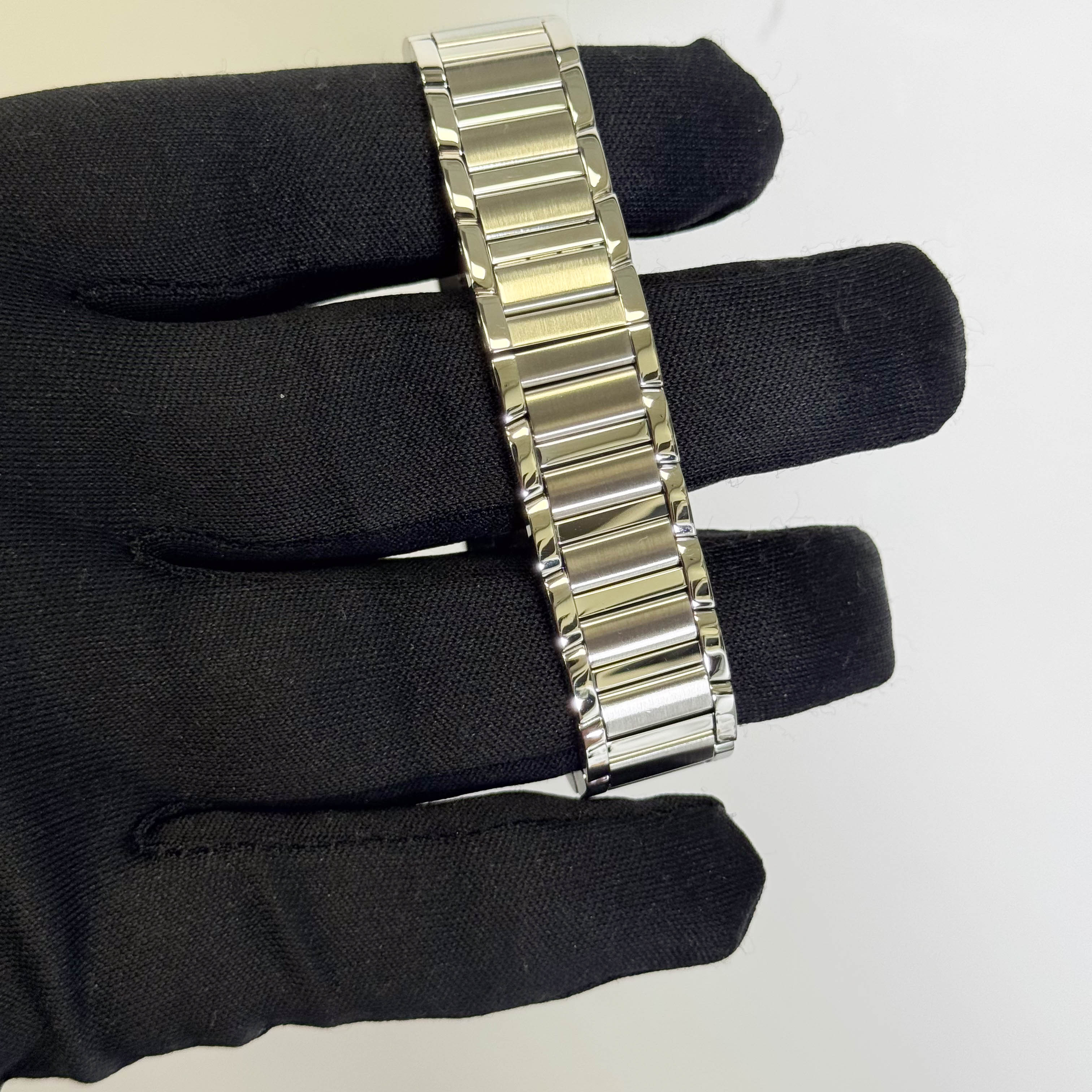 Cartier Tank 25.7x21.2mm Silver Dial Watch Ref# WSTA0065