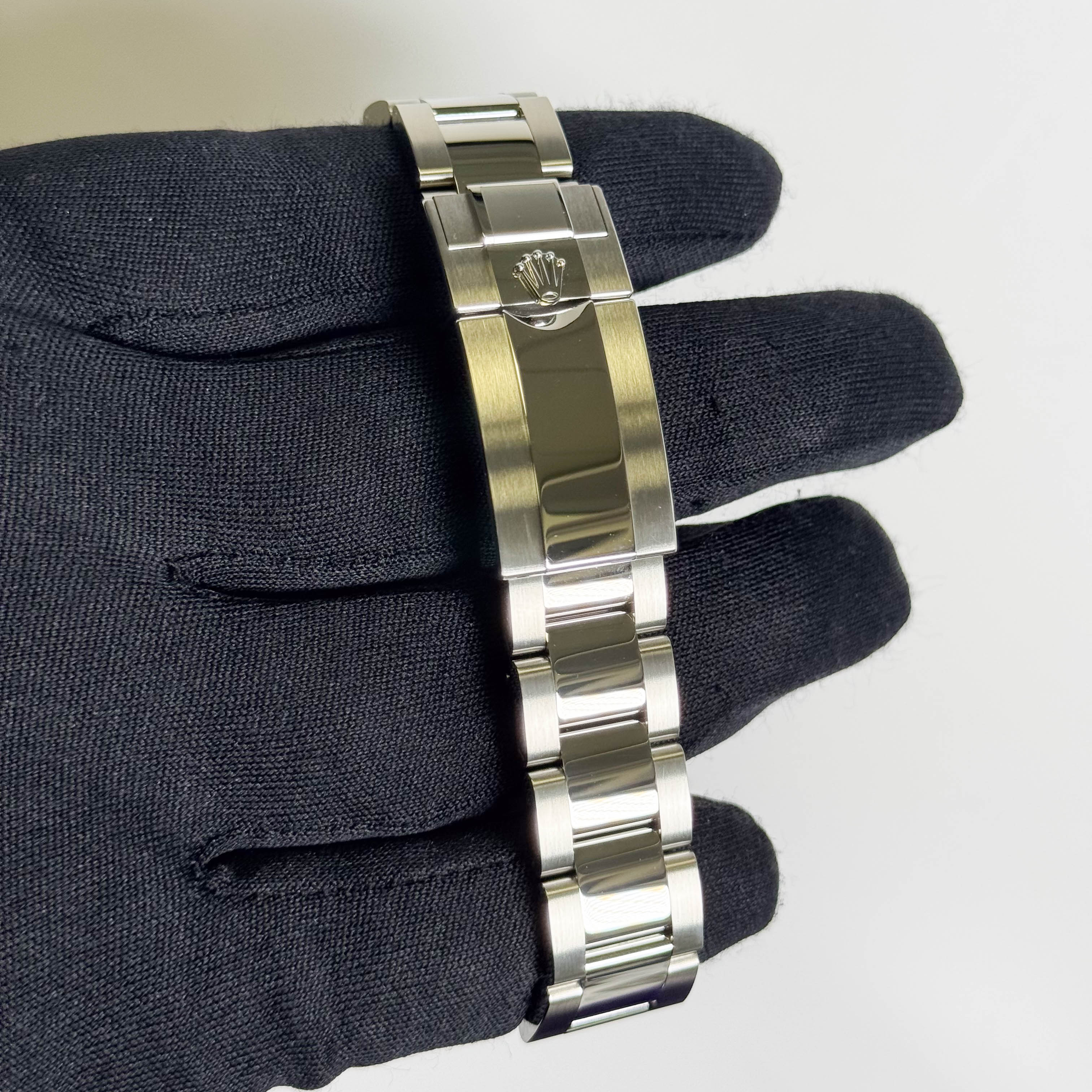 Rolex Daytona 40mm White Dial Watch Ref# 126500LN - Happy Jewelers Fine Jewelry Lifetime Warranty