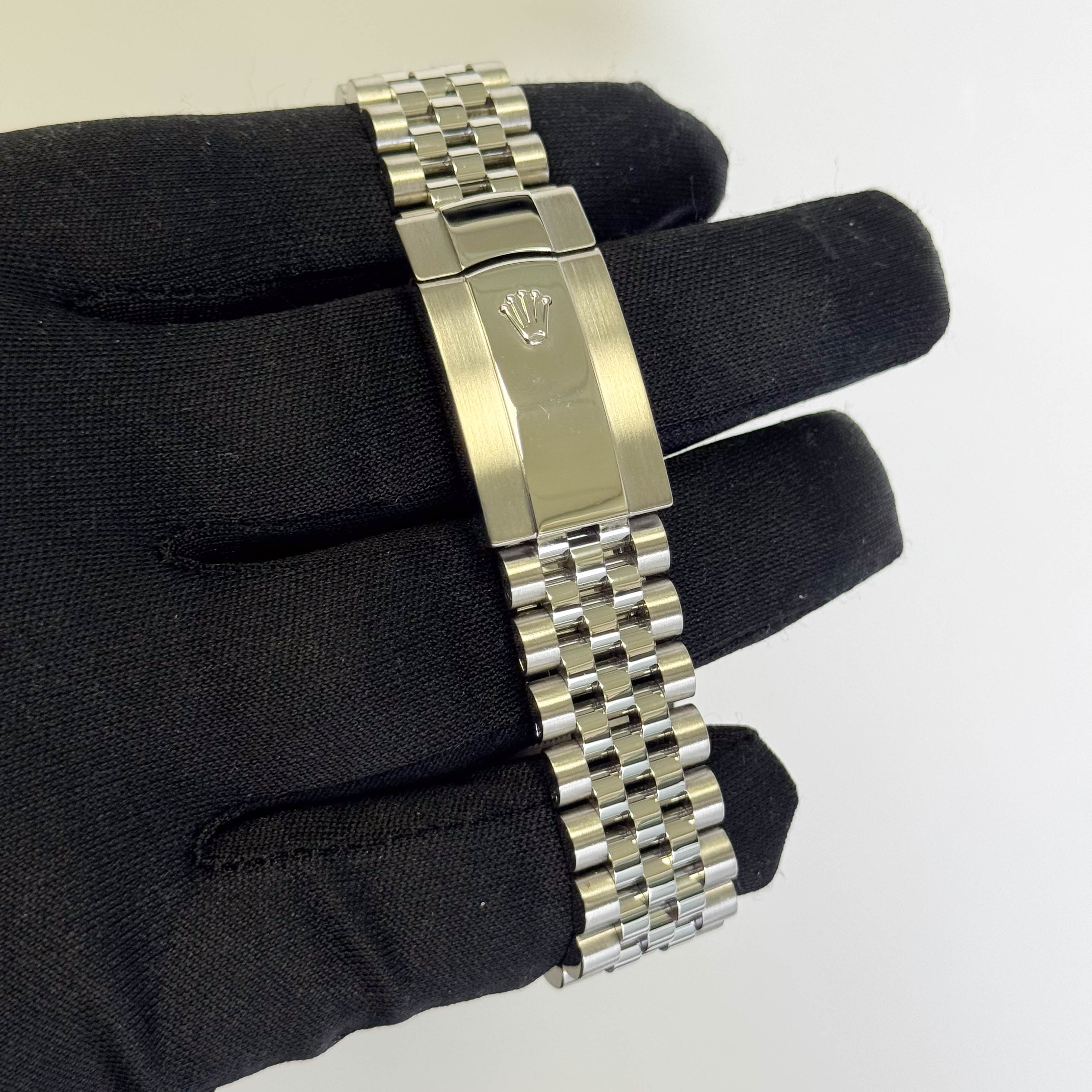 Rolex Datejust 41mm Wimbledon Dial Watch Ref# 126334 - Happy Jewelers Fine Jewelry Lifetime Warranty