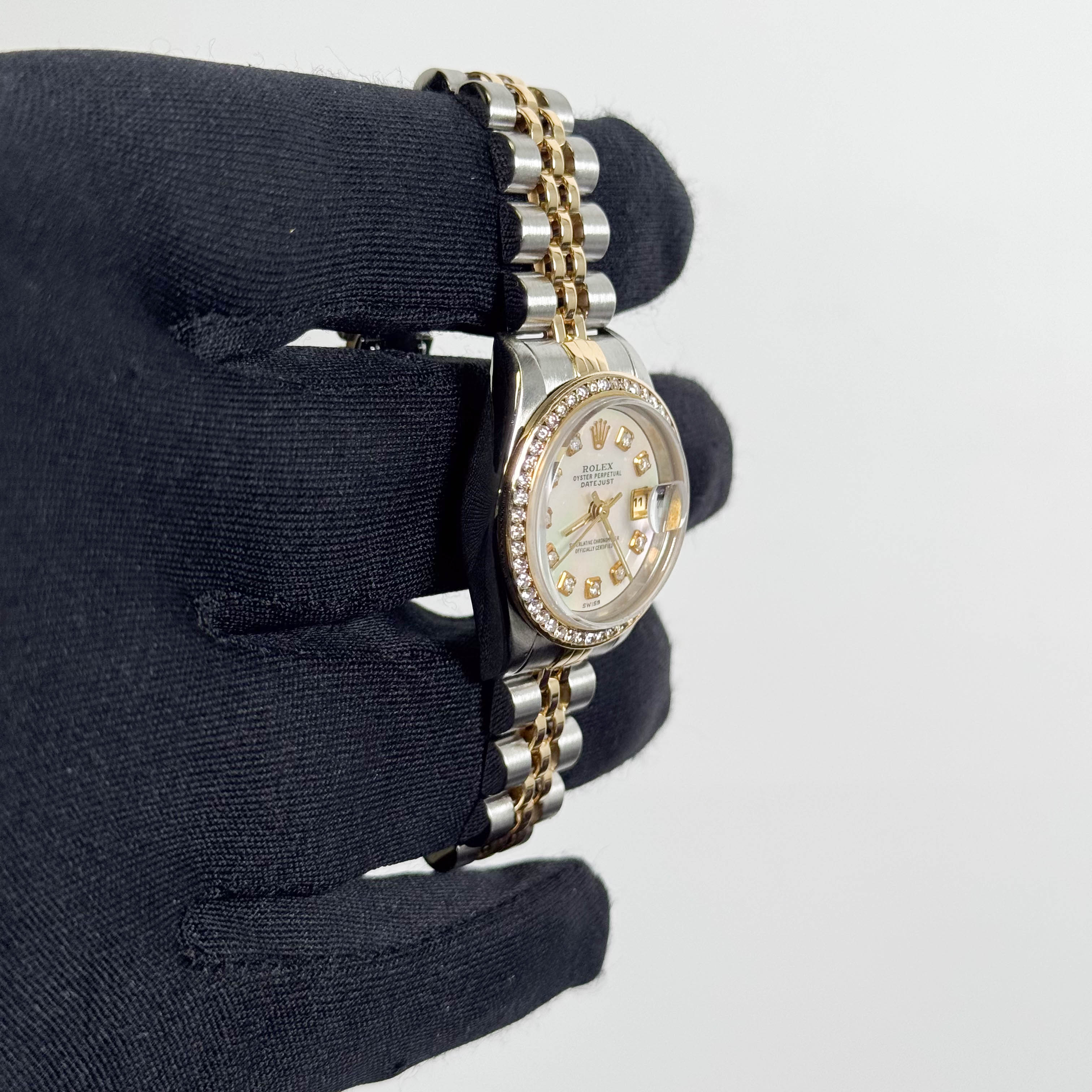 Rolex Datejust 26mm MOP Dial Watch Ref# 69173 - Happy Jewelers Fine Jewelry Lifetime Warranty