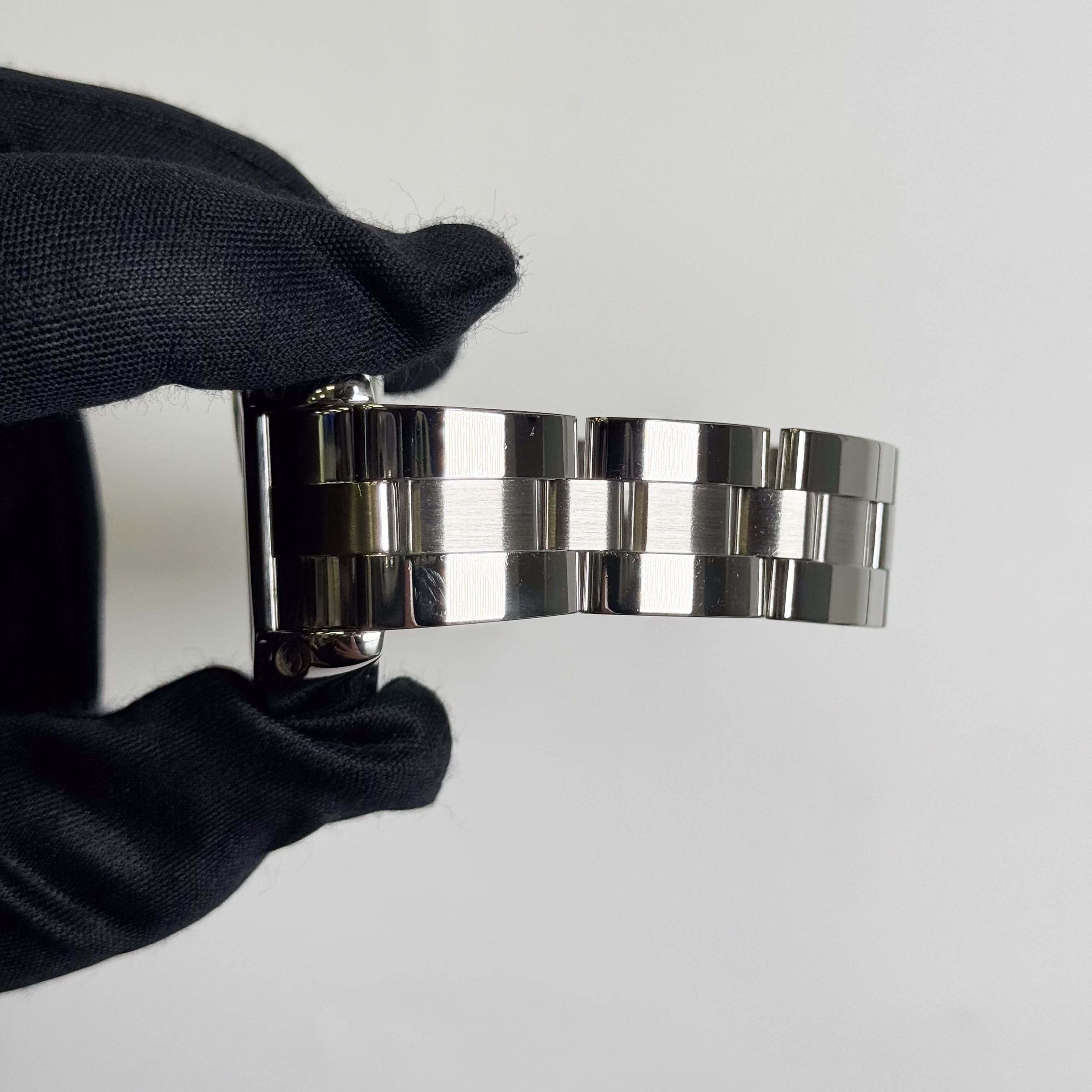 Cartier Roadster 48mm Silver Dial Watch Ref# W62019X6 - Happy Jewelers Fine Jewelry Lifetime Warranty