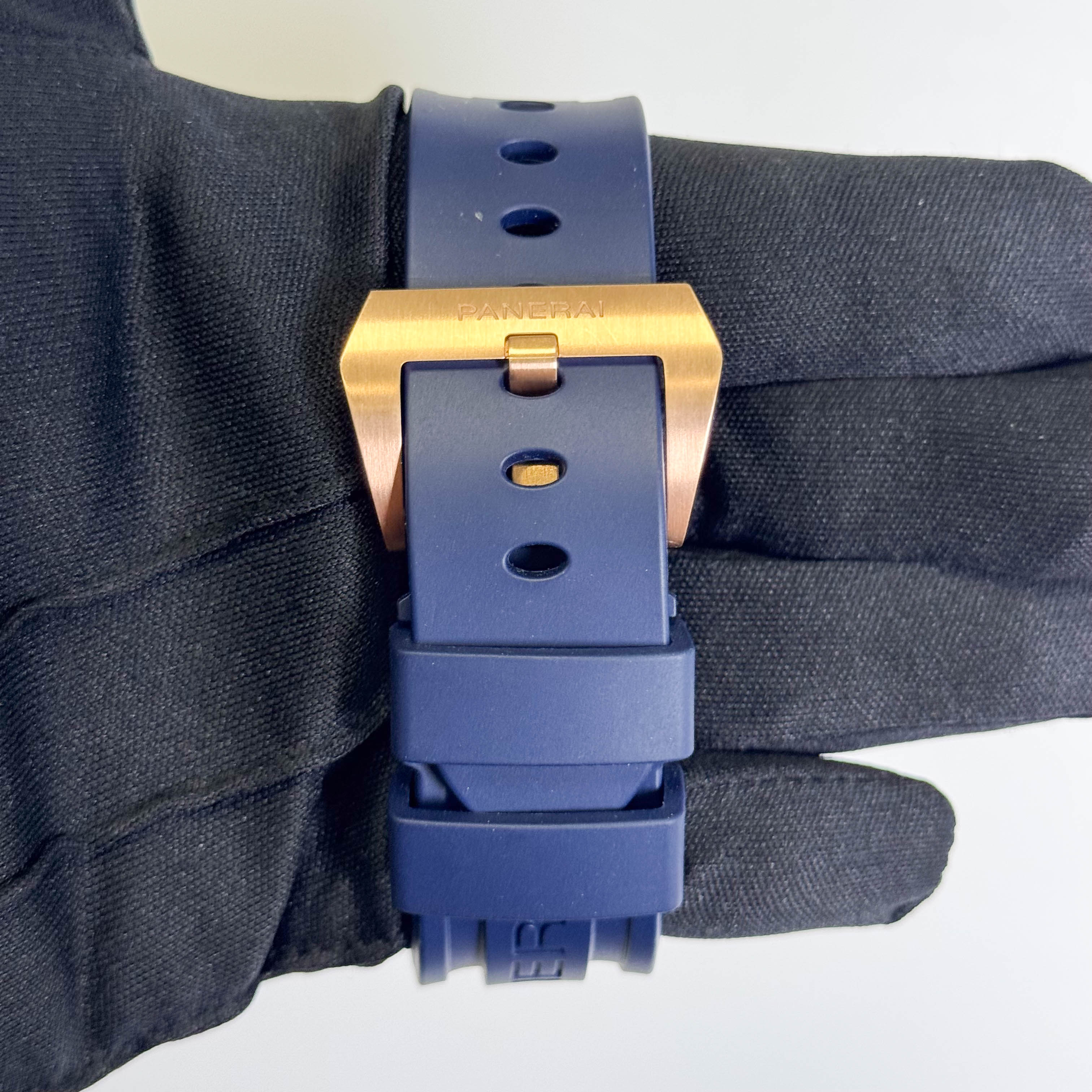 Panerai Luminor Marina Goldtech 44mm Blue Dial Watch Ref# PAM01112 - Happy Jewelers Fine Jewelry Lifetime Warranty