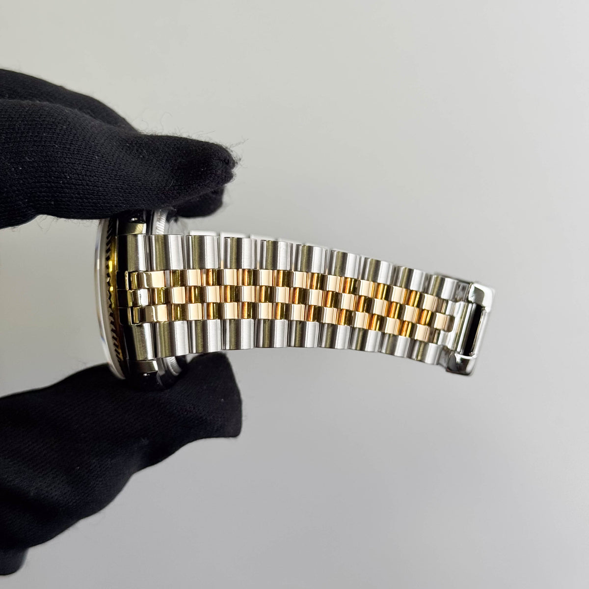 Rolex Datejust 36mm Champagne Dial Watch Ref# 16233