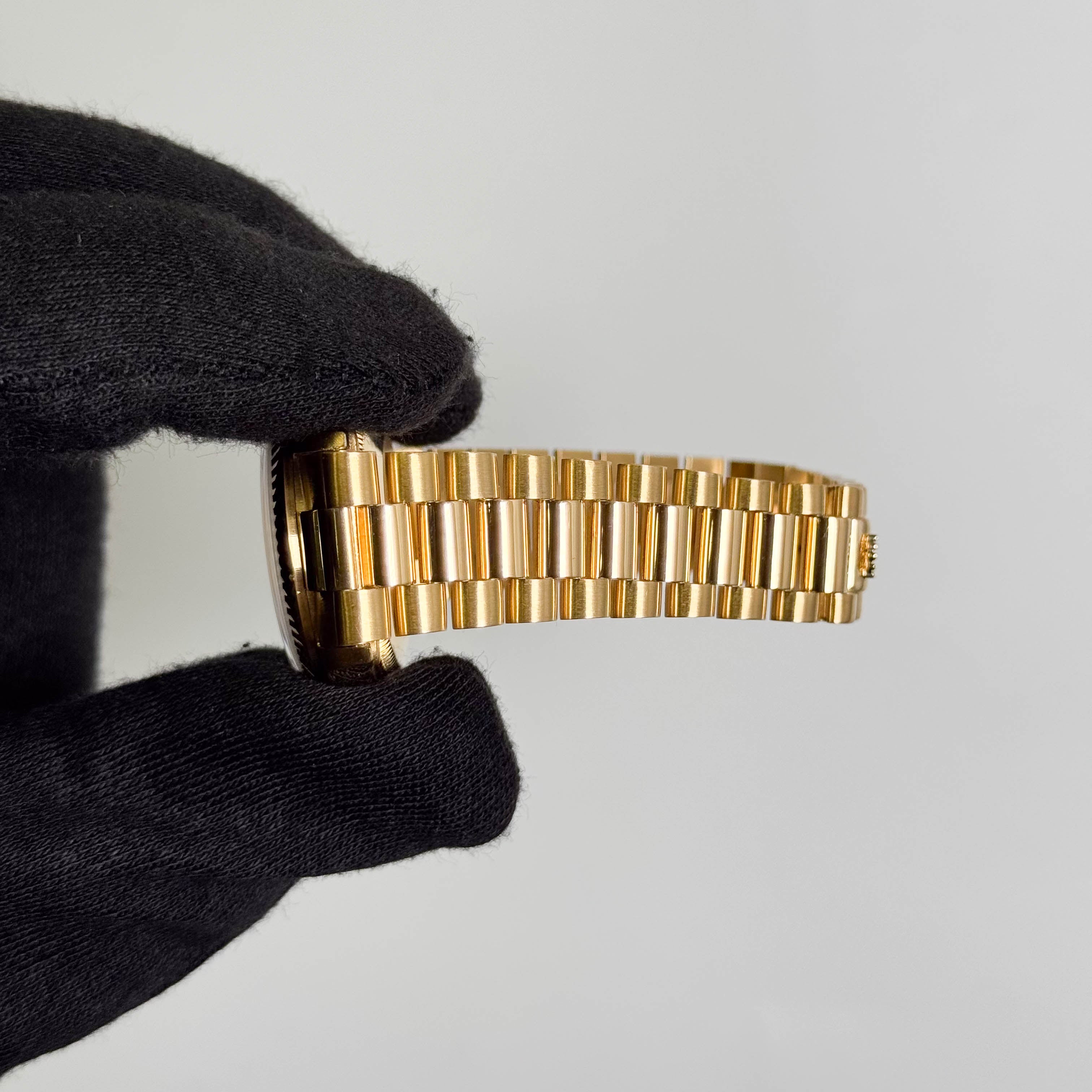 Rolex Datejust 31mm Champagne Dial Watch Ref# 68278