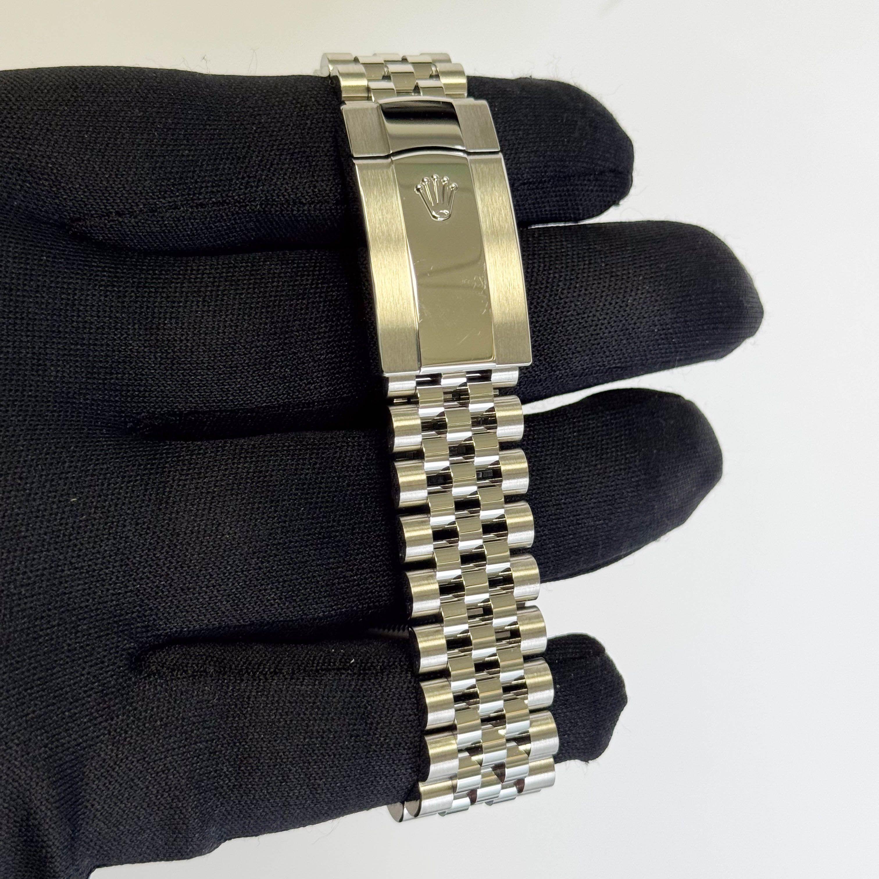 Rolex Datejust 41mm Black Dial Watch Ref# 126334 - Happy Jewelers Fine Jewelry Lifetime Warranty