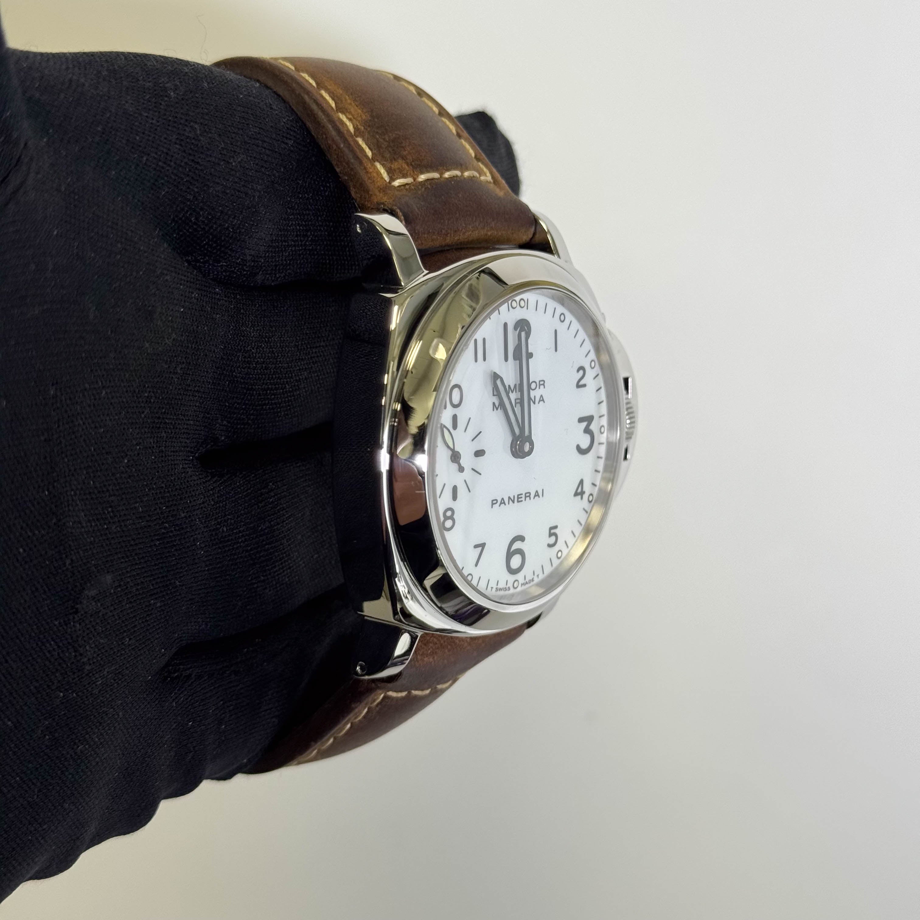 Panerai Luminor 44mm White Dial Watch Ref# PAM00113