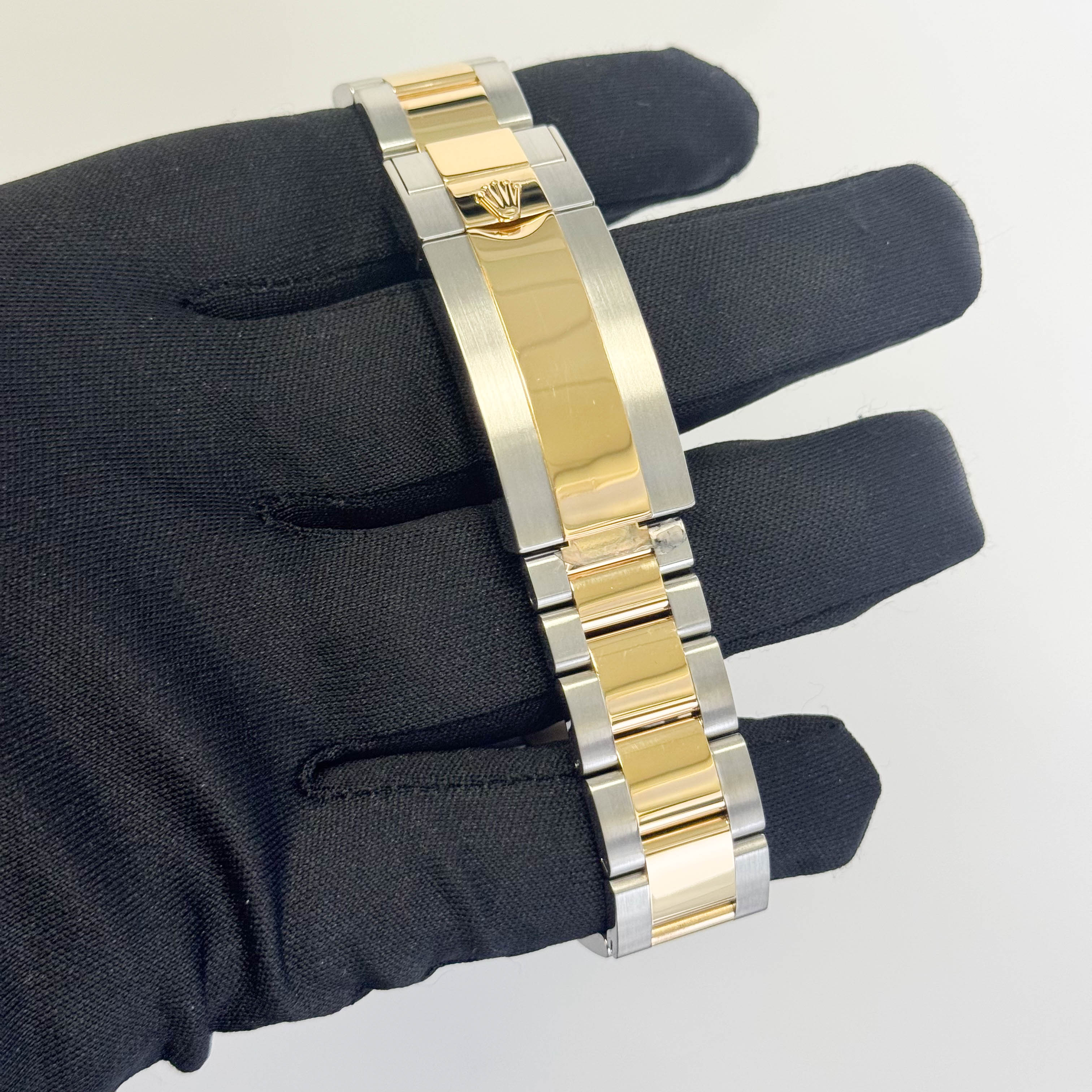 Rolex Sea-Dweller 43mm Black Dial Watch Ref# 126603