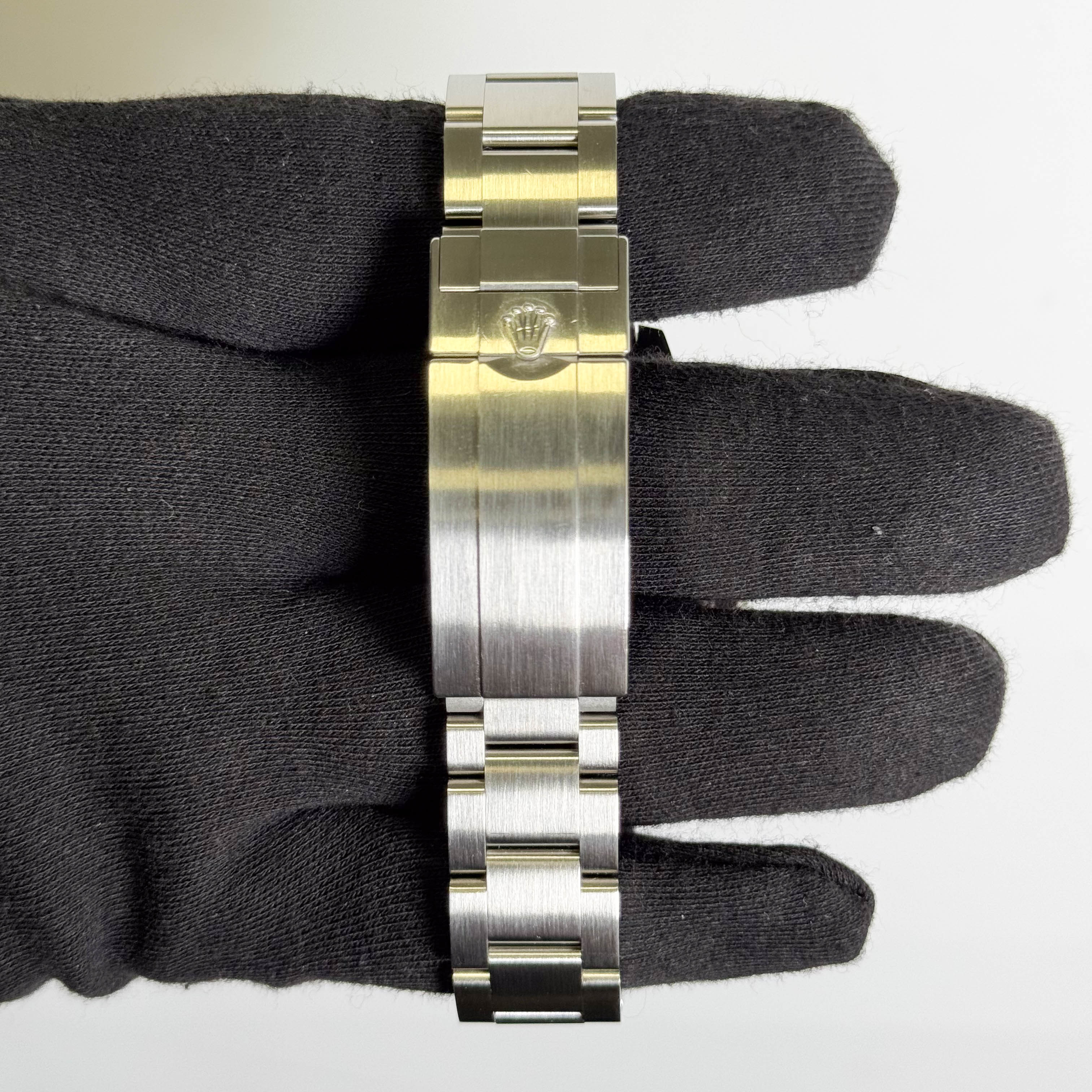 Rolex Sea-Dweller 44mm Black Dial Watch Ref# 136660