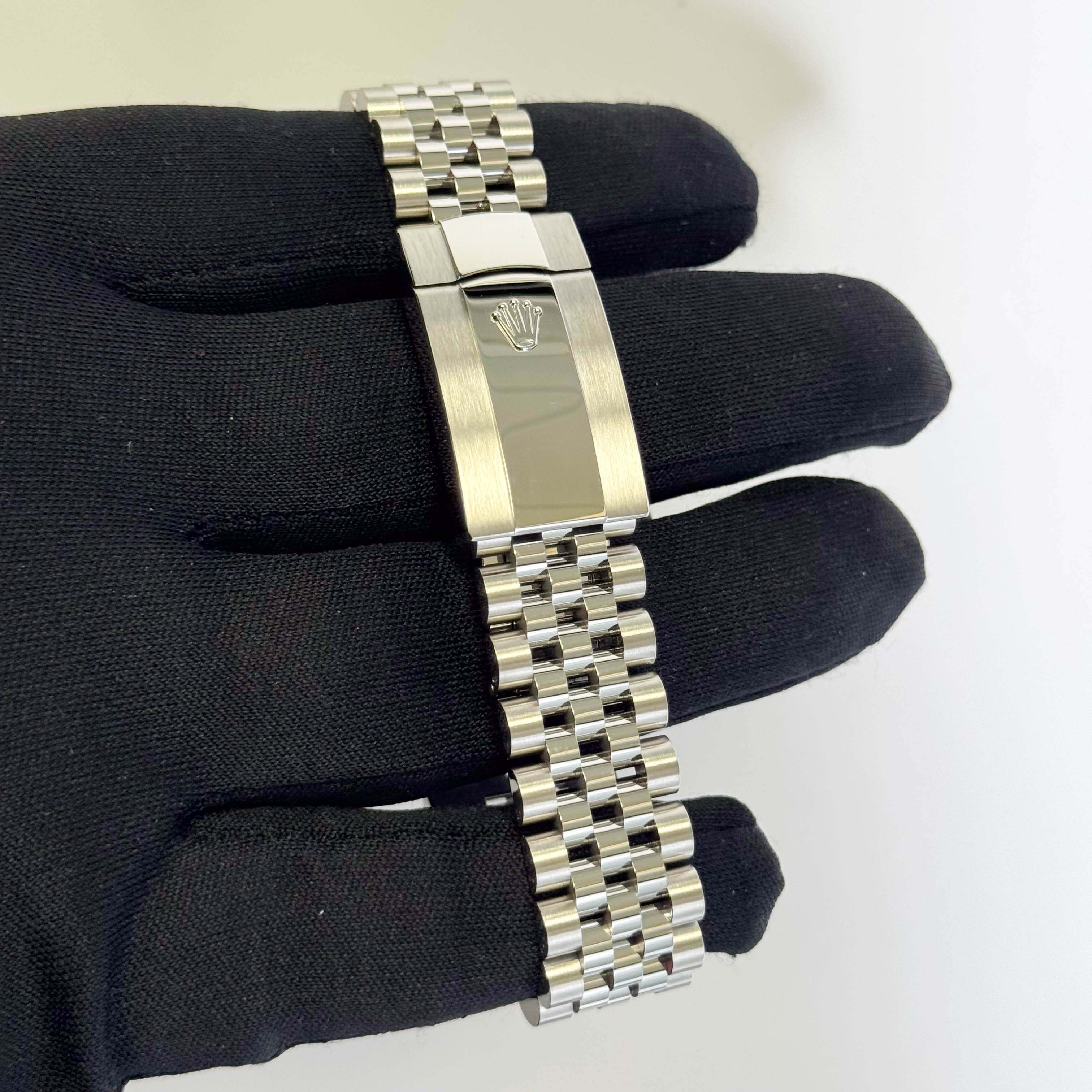 Rolex Datejust 41mm Blue Dial Watch Ref# 126300 - Happy Jewelers Fine Jewelry Lifetime Warranty