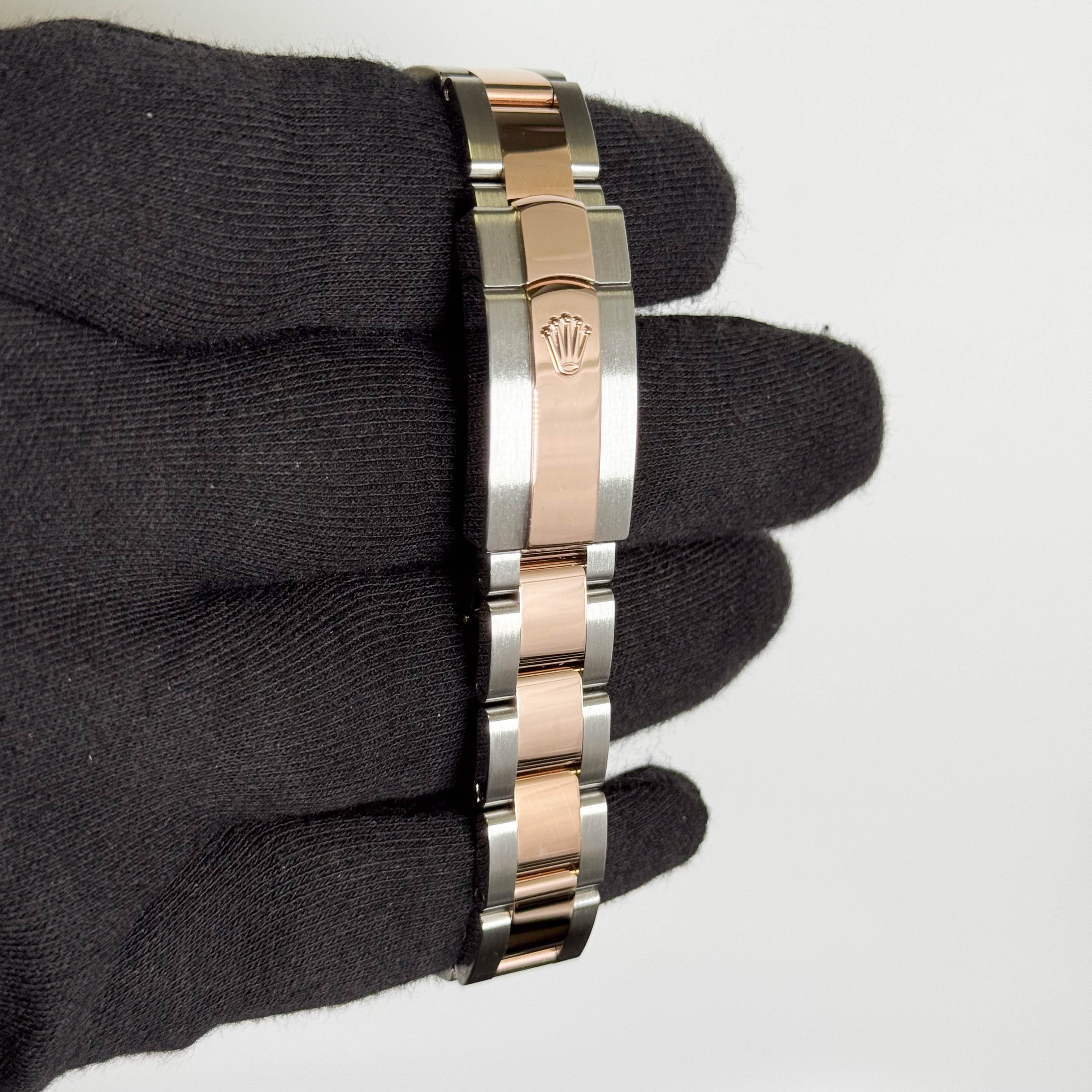 Rolex Datejust 31mm Rhodium Dial Watch Ref# 278271