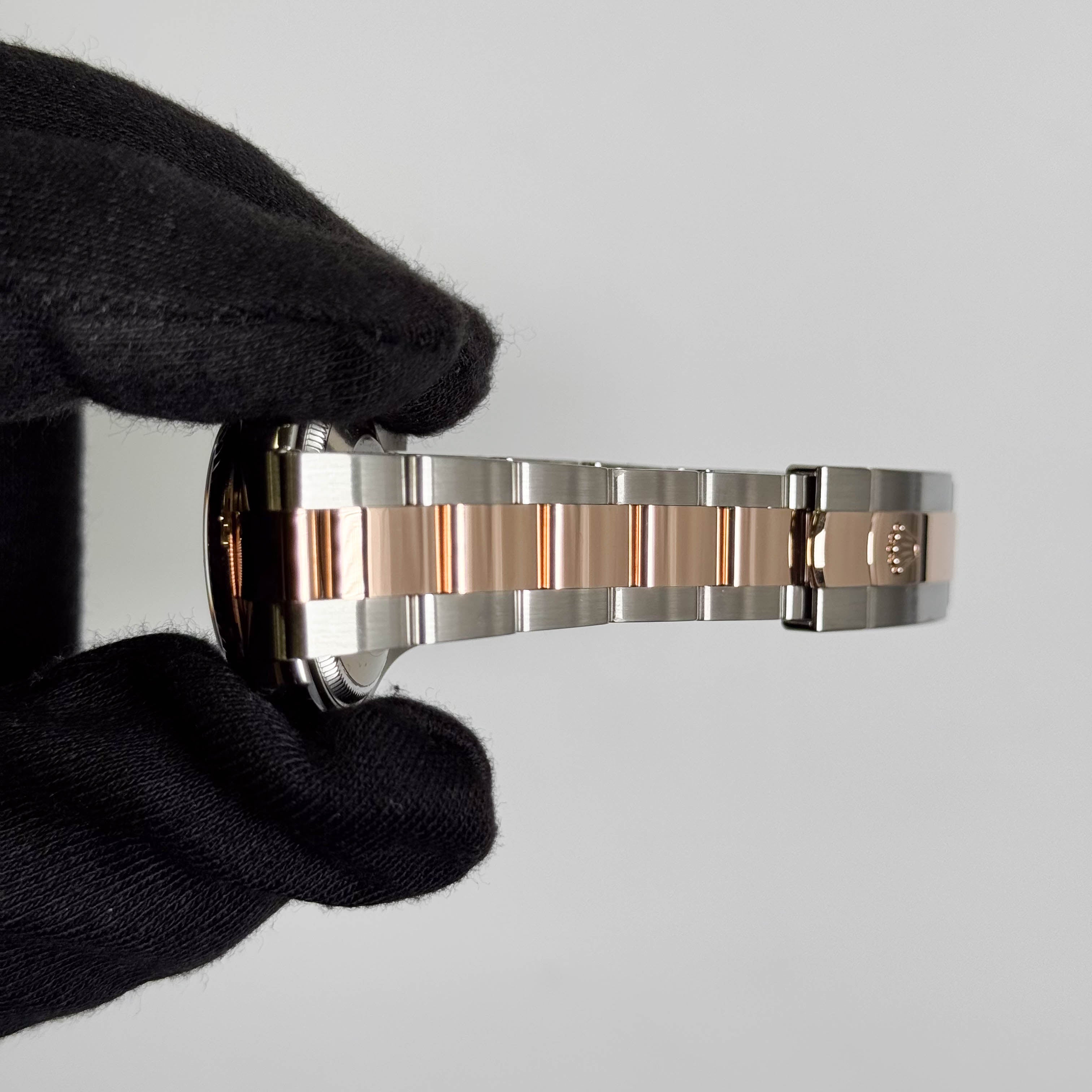 Rolex Datejust 31mm Rhodium Dial Watch Ref# 278271