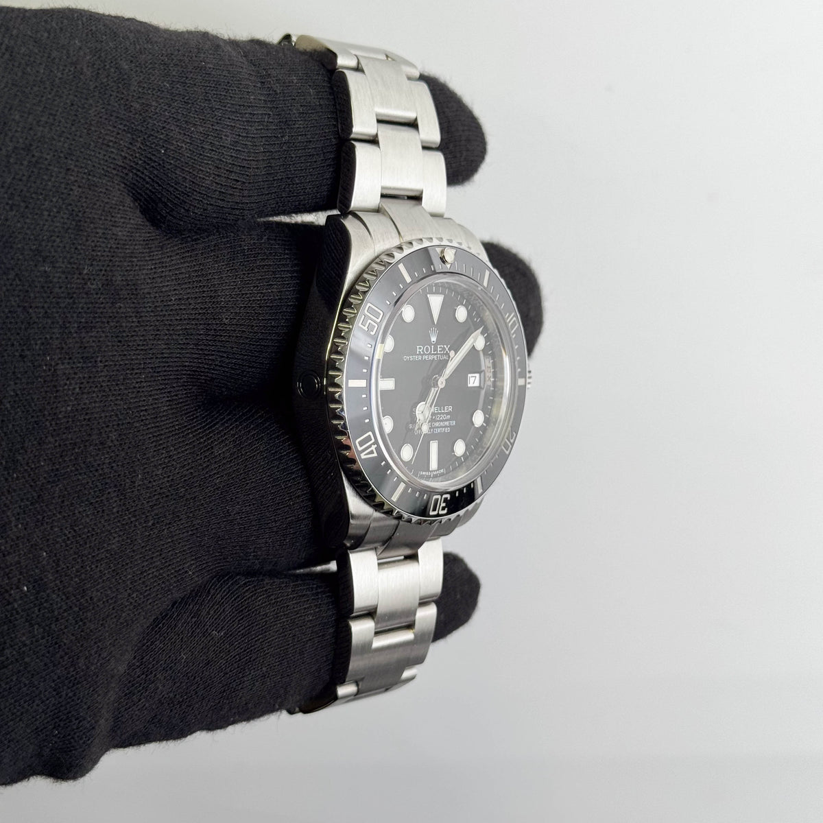 Rolex Sea Dweller 4000 Black Dial Watch Ref# 116600