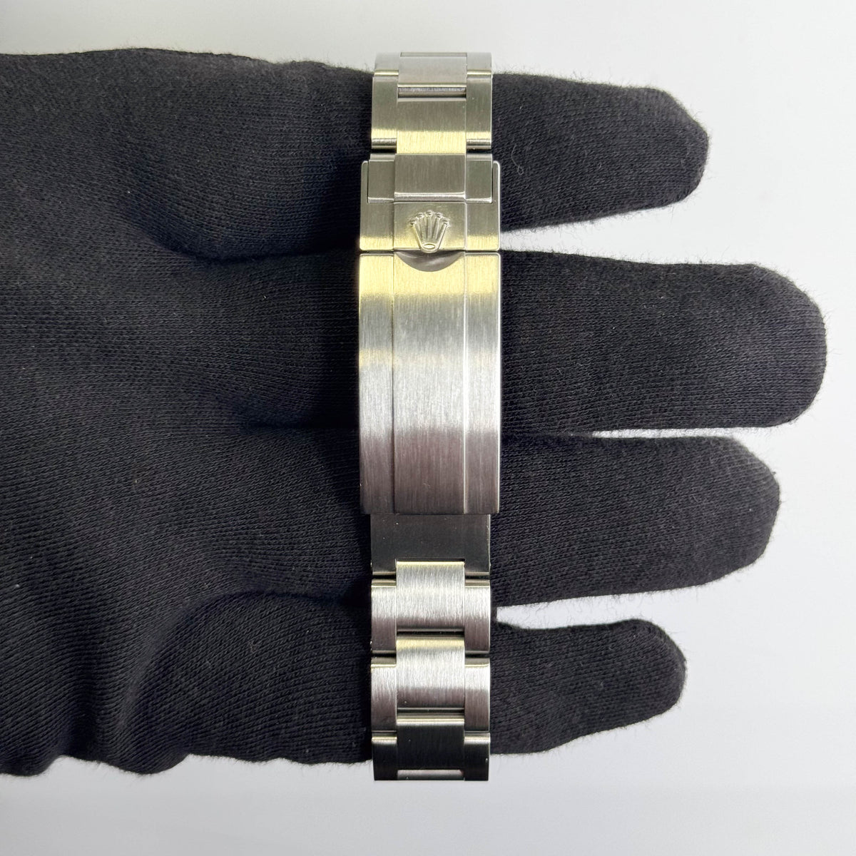 Rolex Sea Dweller 4000 Black Dial Watch Ref# 116600