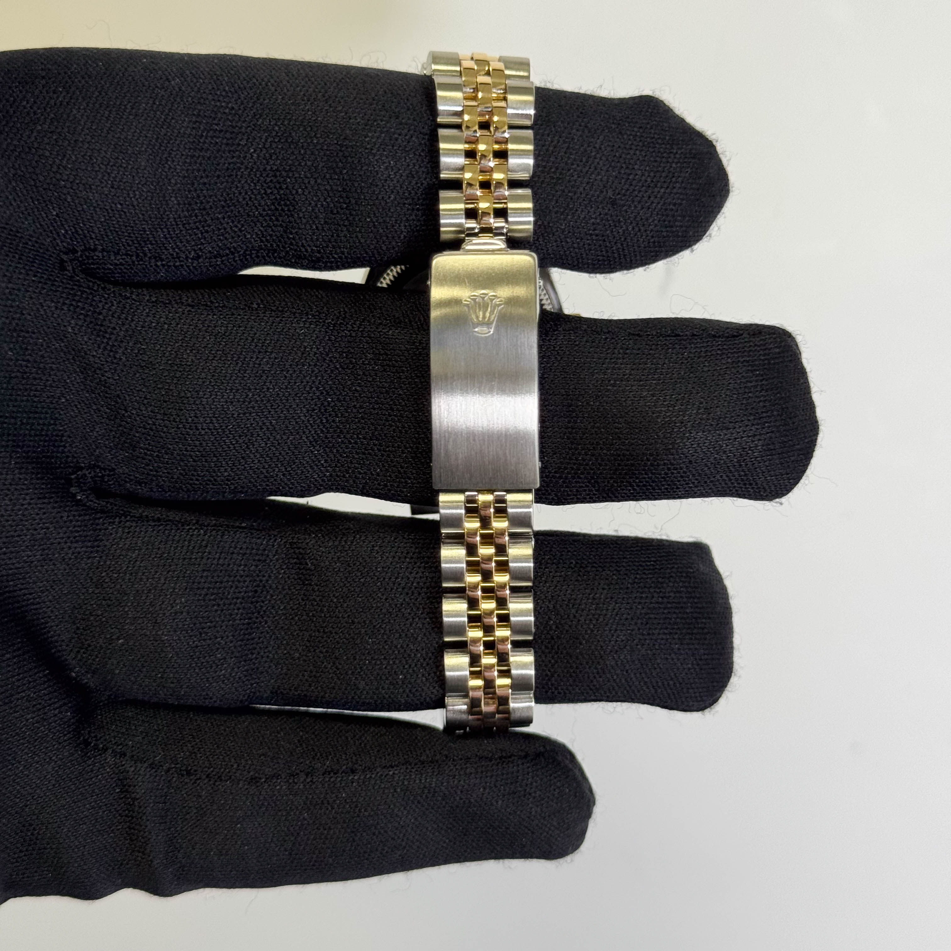 Rolex Datejust 26mm Champagne Dial Watch Ref# 69173